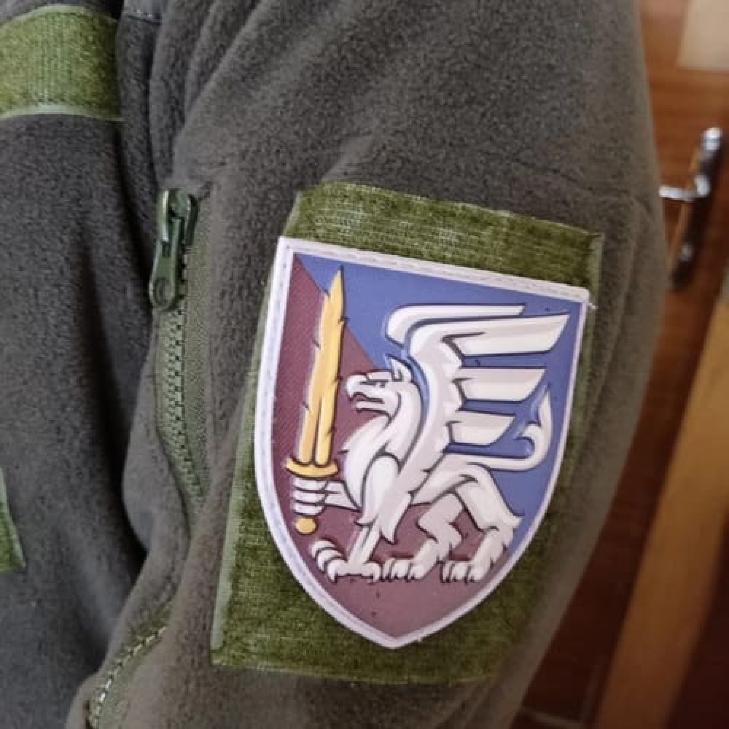 Шеврон ЗСУ 81 окрема аеромобільна бригада