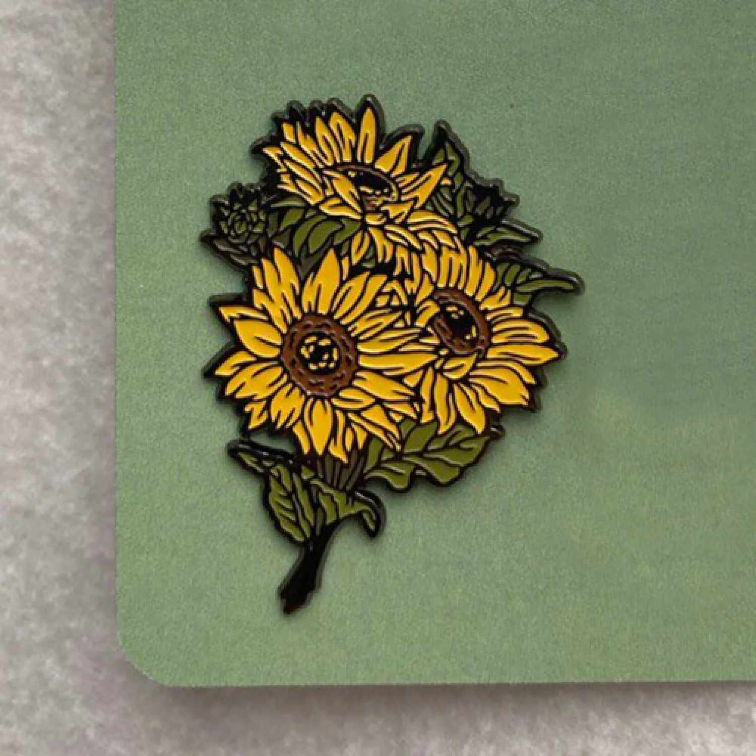 Значок Букет подсолнечников