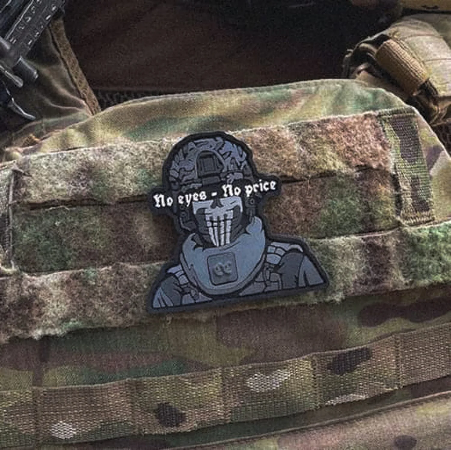 Патч ПВХ NO EYES - NO PRICE grey