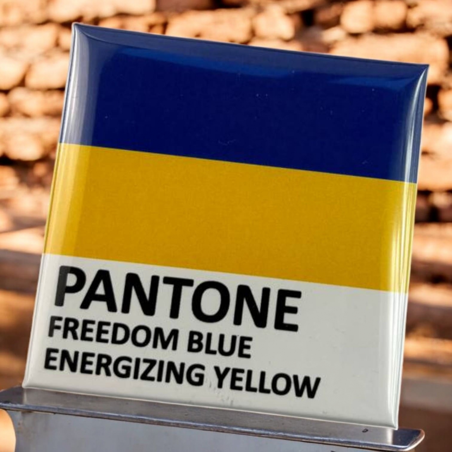 Магніт сувенірний Pantone freedom/energizing