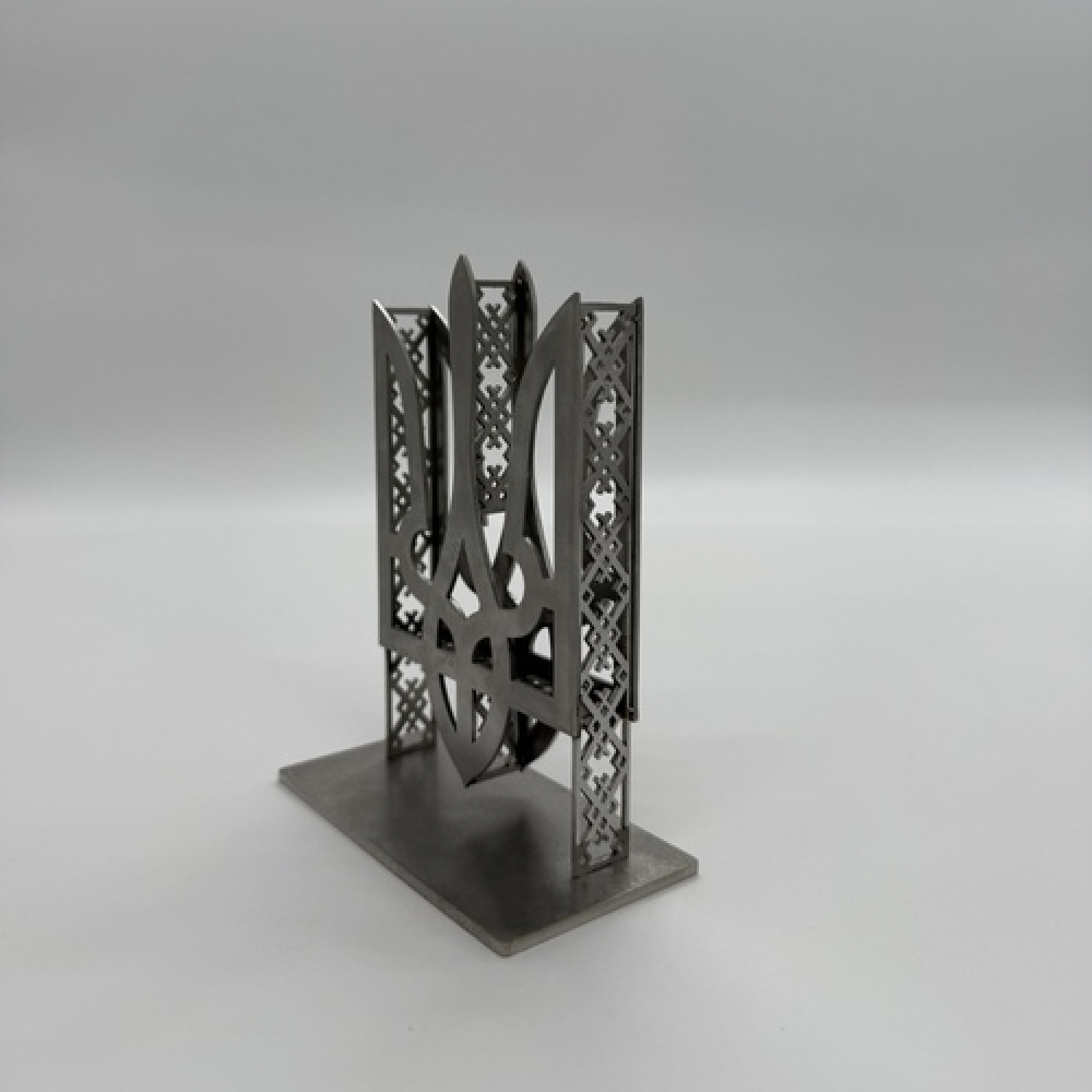 Трезуб малый настольный из нержавеющей стали серебро