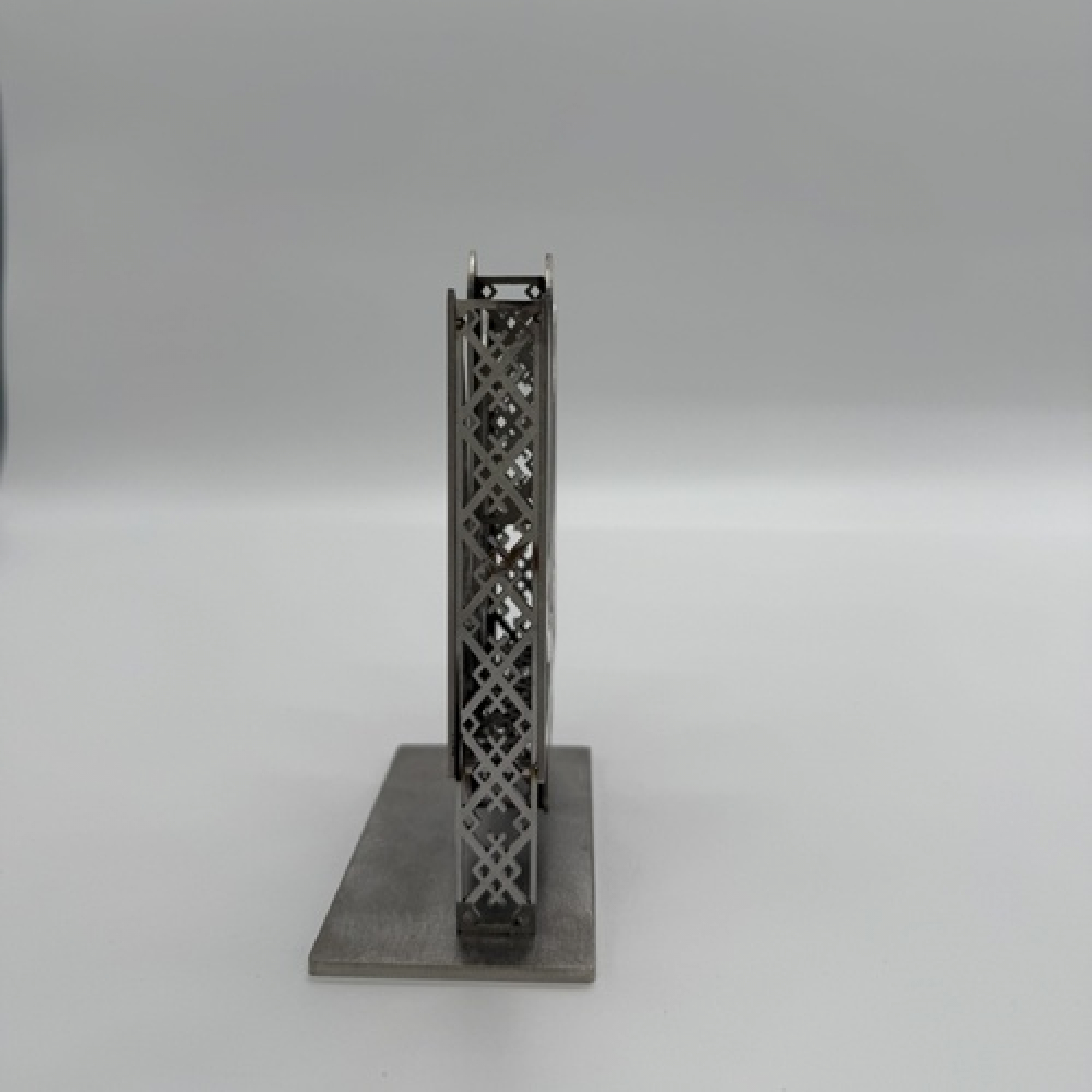 Трезуб малый настольный из нержавеющей стали серебро