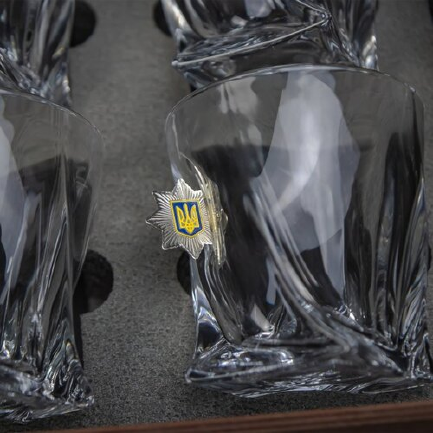 Набор LEO 6 - хрустальные стаканы (Полиция)