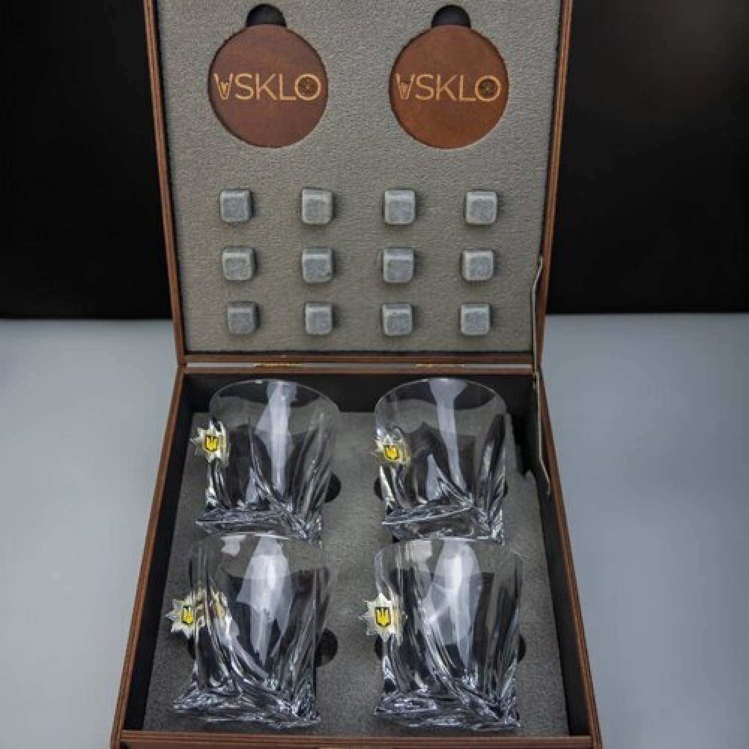 Набір LEO 4 - кришталеві склянки (Поліція)