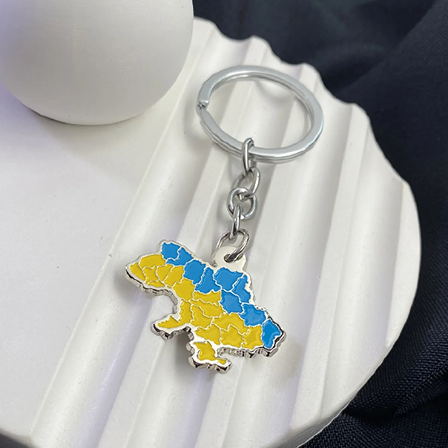 Брелок Мапа України Жовто-блакитна (нікель)