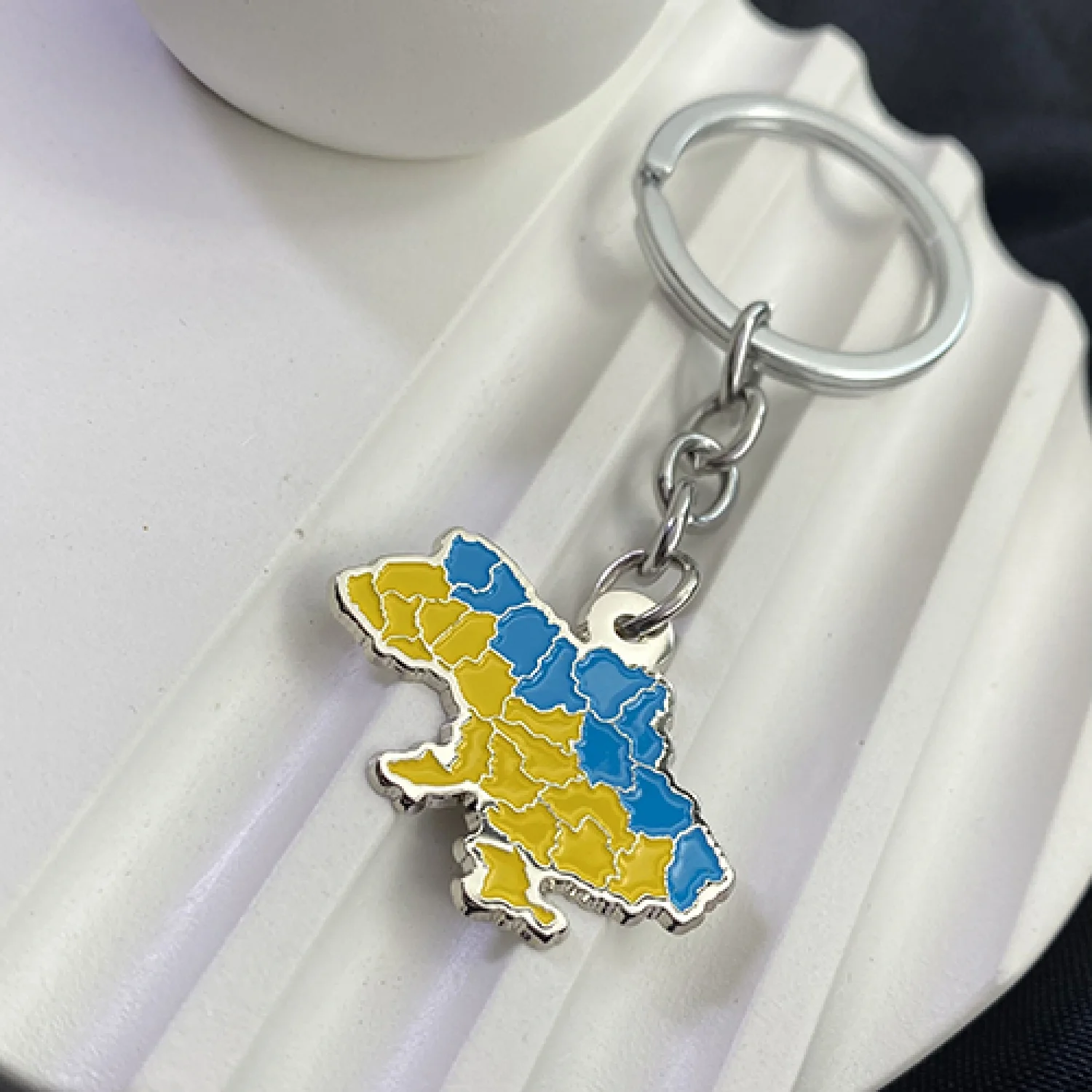 Брелок Мапа України Жовто-блакитна (нікель)