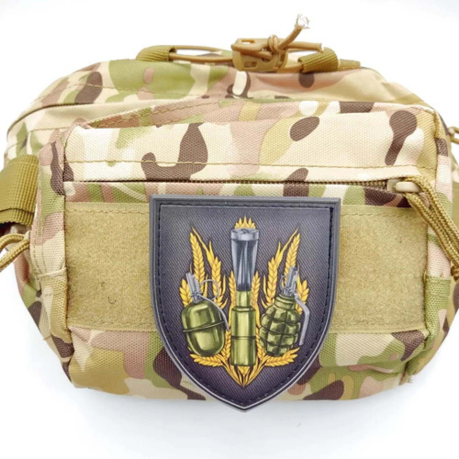 Шеврон герб из оружия и пшеницы оливы