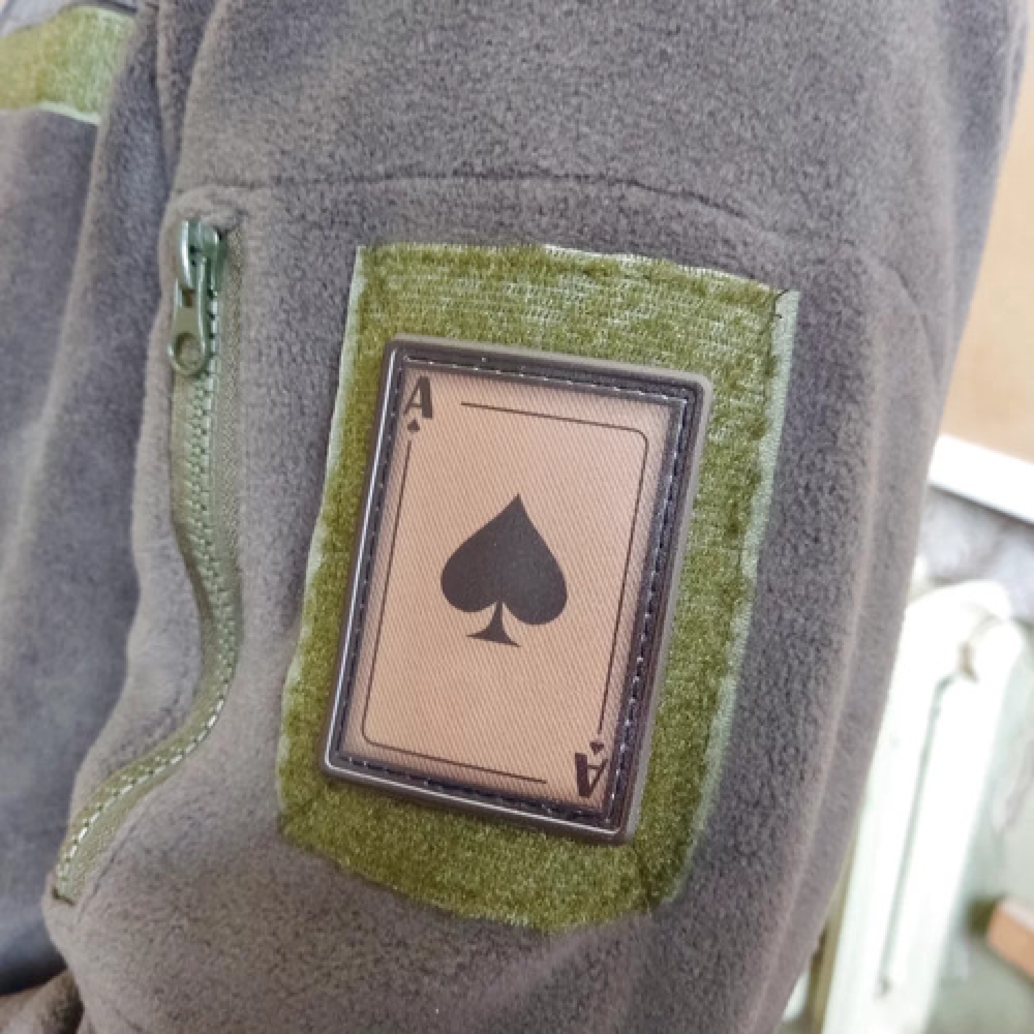 Шеврон Пиковый туз койот