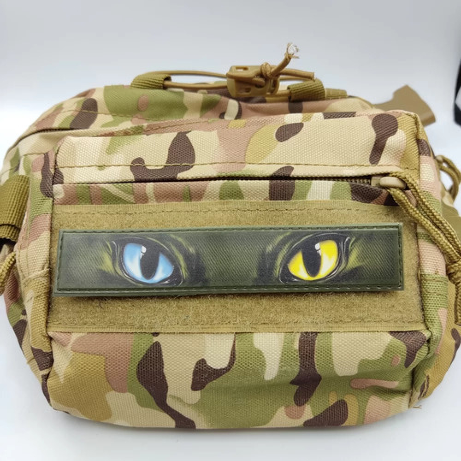 Шеврон Кошачьи глаза 130*25 мм голубовато-желтые