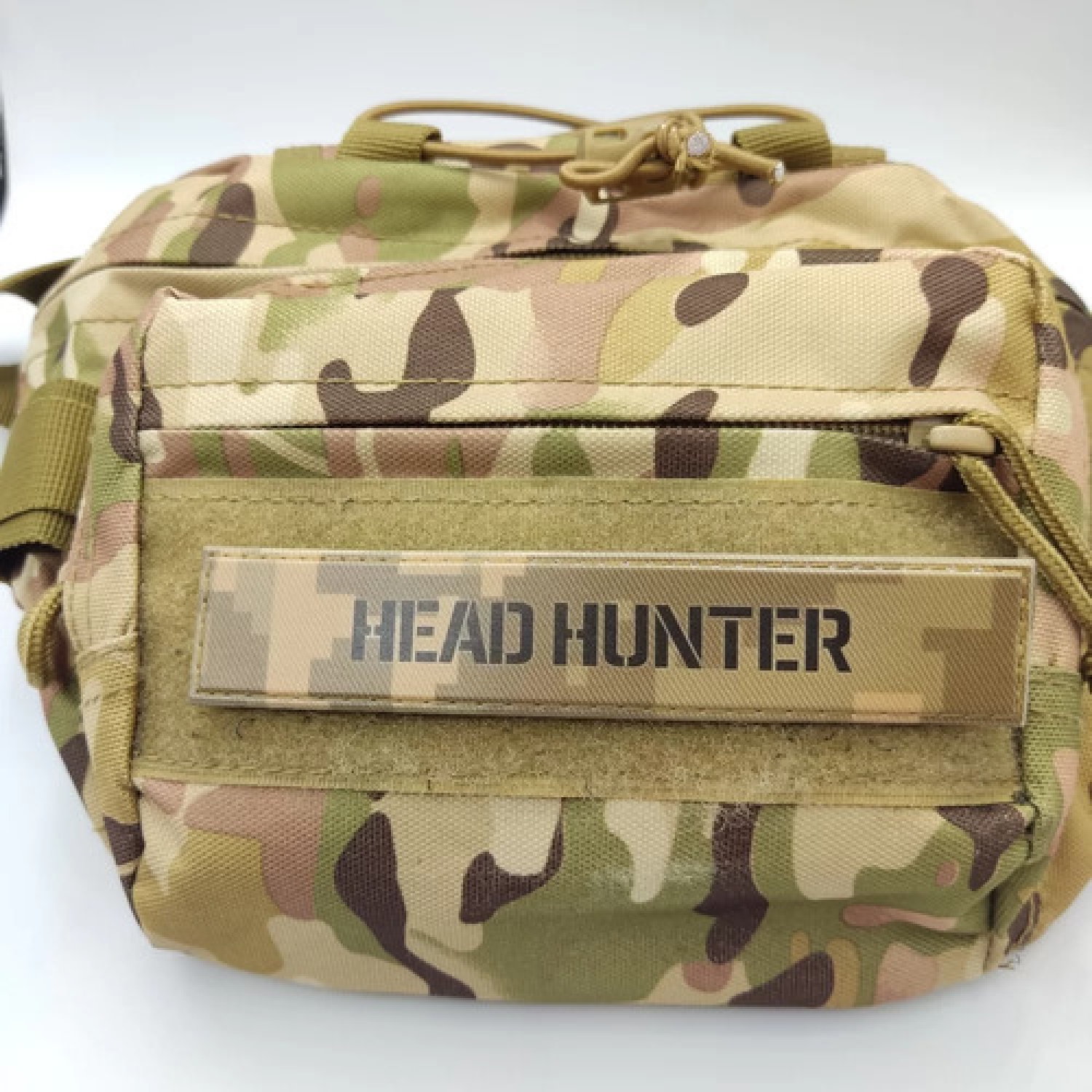 Шеврон Head Hunter рыжий пиксель