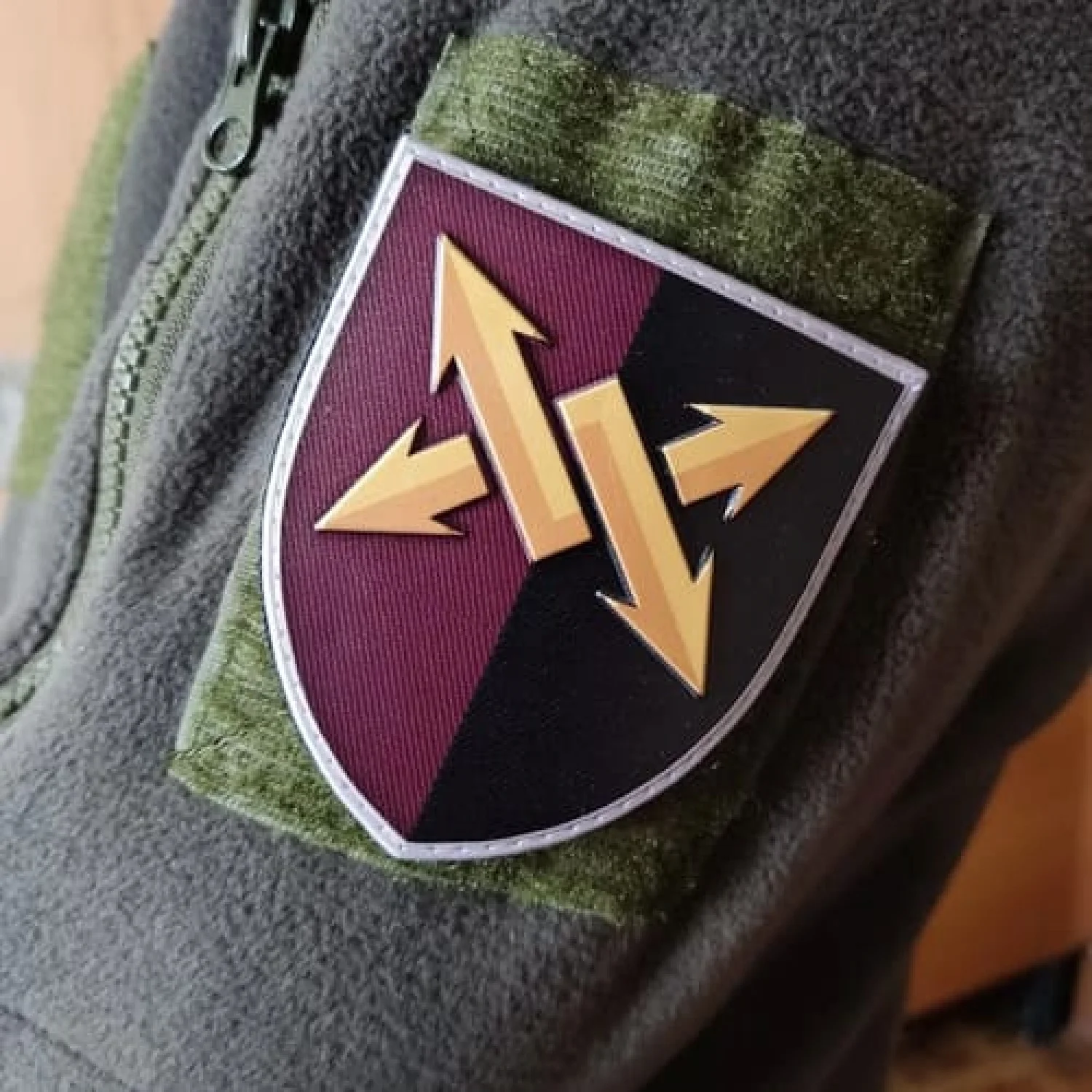 Шеврон ЗСУ 347 інформаційно-комунікаційний вузол ДШВ