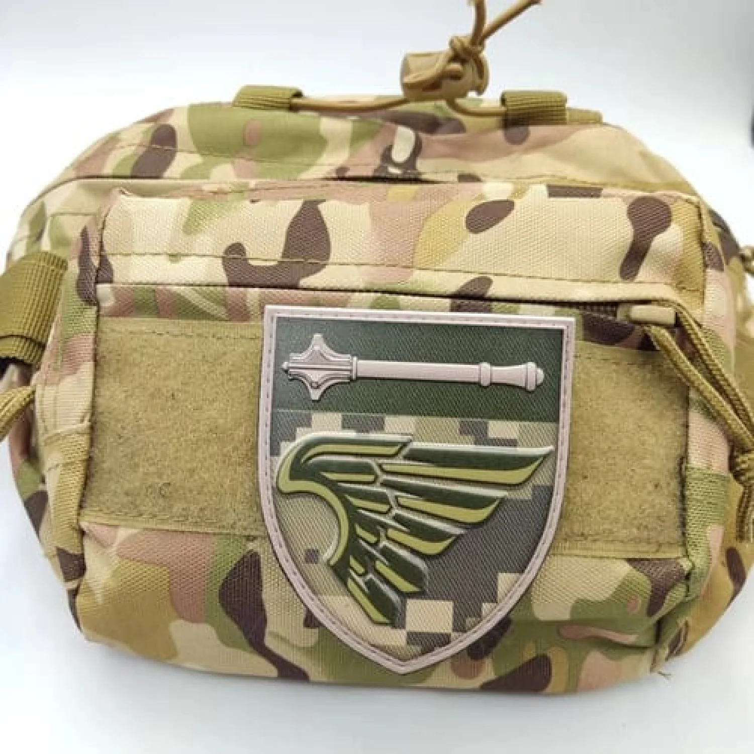 Шеврон ВСУ 135 отдельный батальон управления ДШВ пиксель