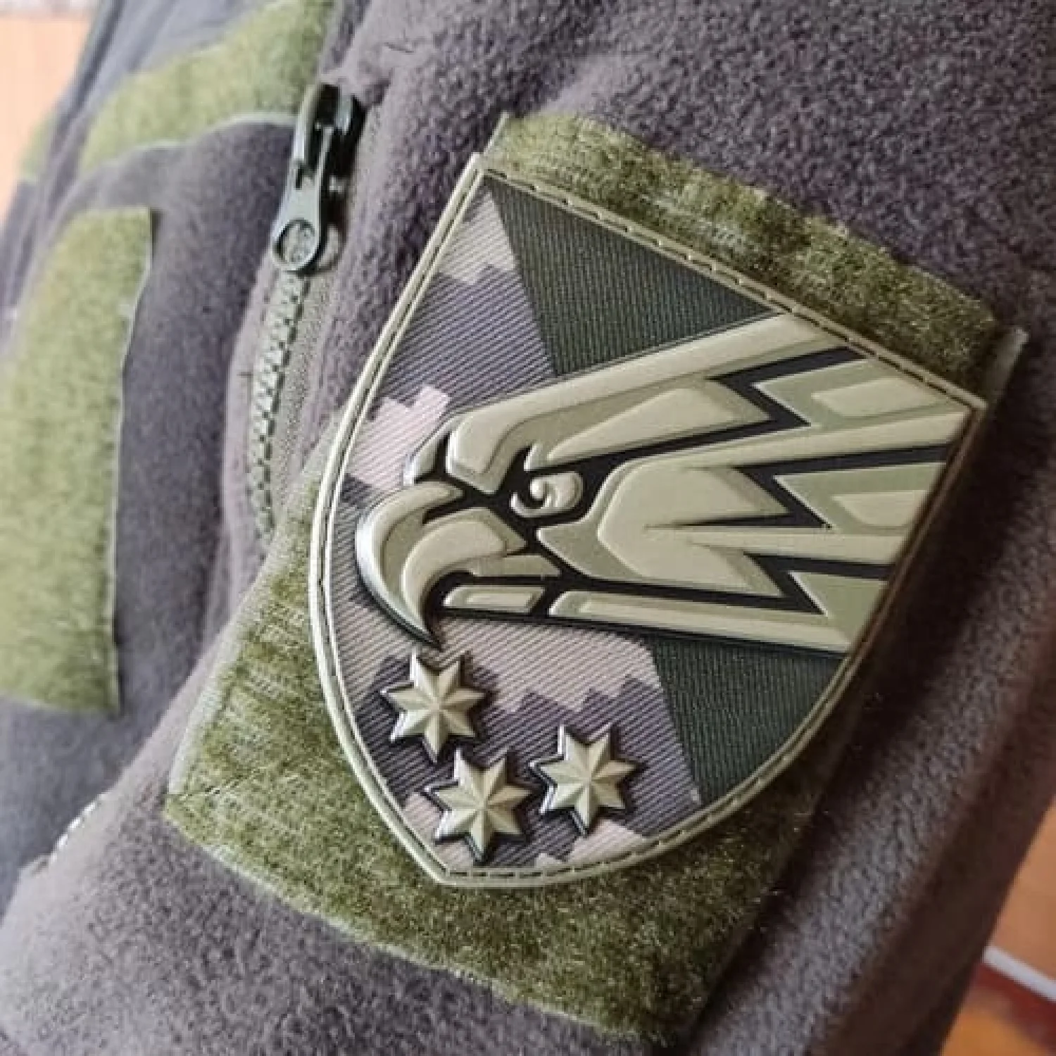 Шеврон ЗСУ 25 окрема повітряно-десантна бригада піксель