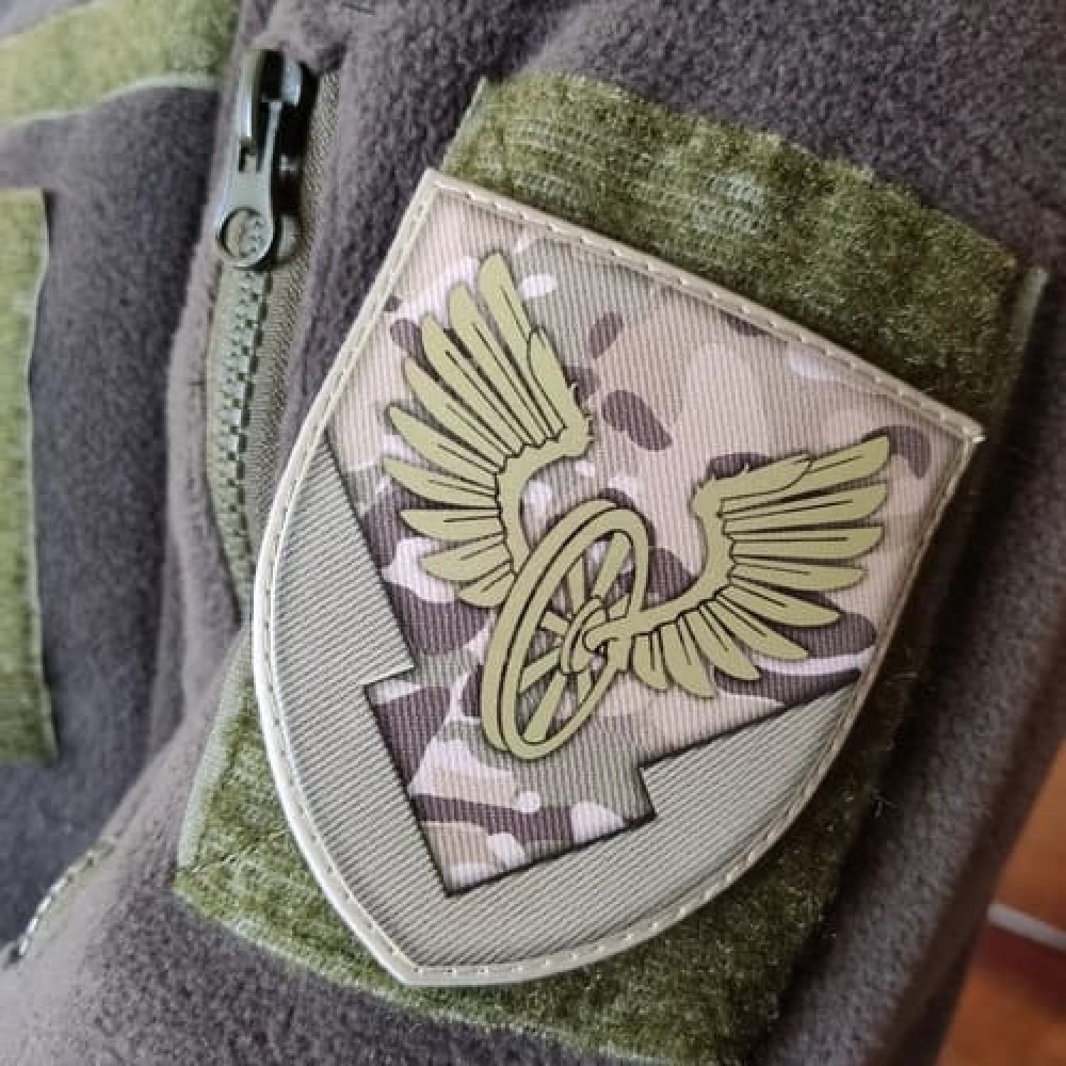 Шеврон ЗСУ 104 окрема автомобільна бригада мультикам