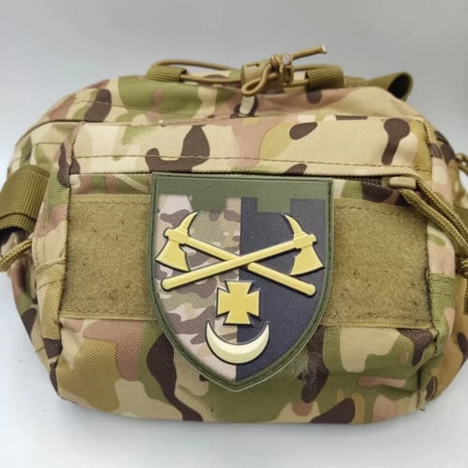 Шеврон ВСУ ТРО А4780 2 топора крест и луна мультикам