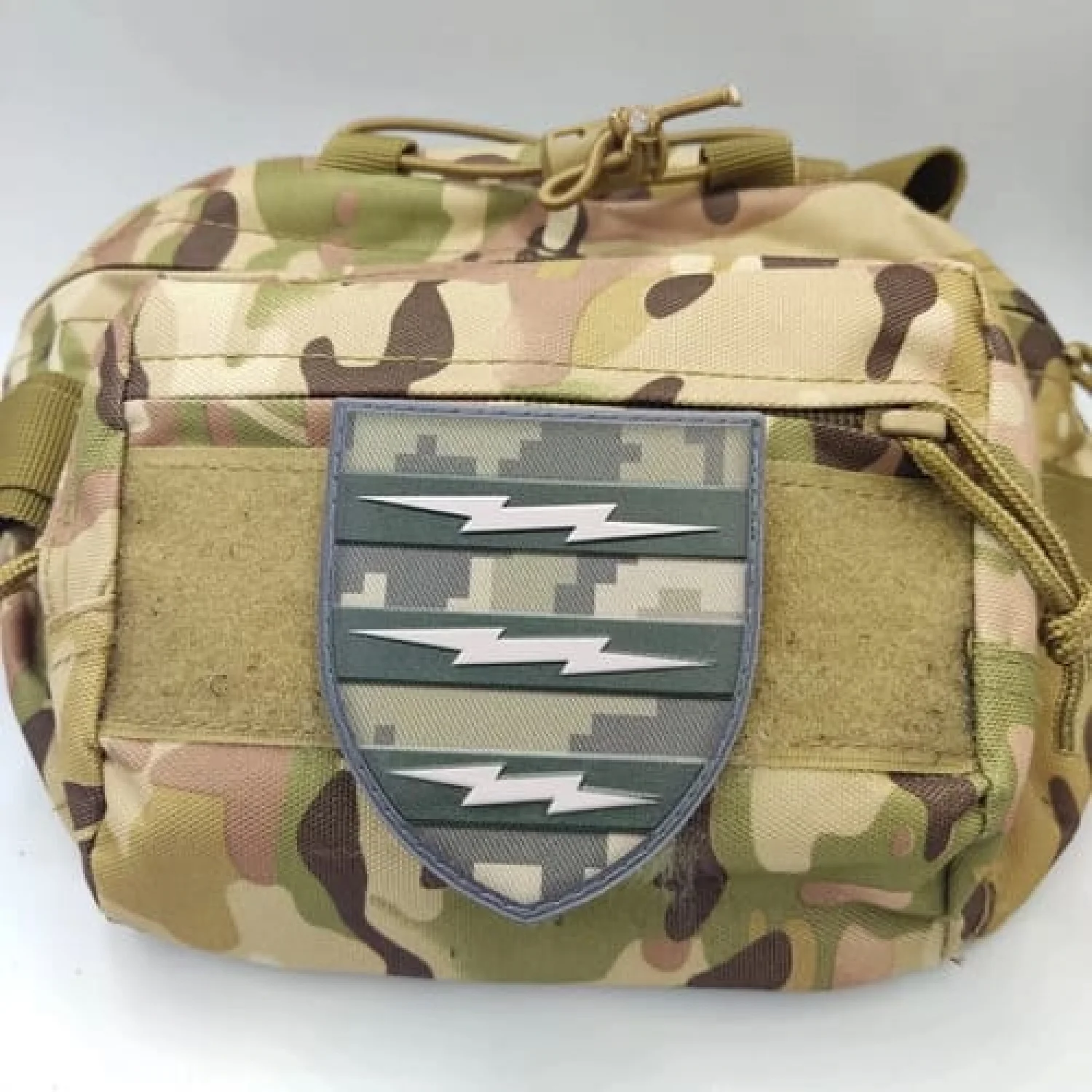 Шеврон ЗСУ 3 окрема бригада зв'язку піксель