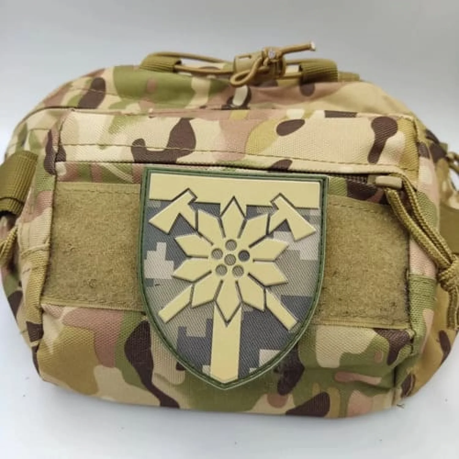 Шеврон ЗСУ 128 окрема гірсько-штурмова Закарпатська бригада ОК Захід піксель