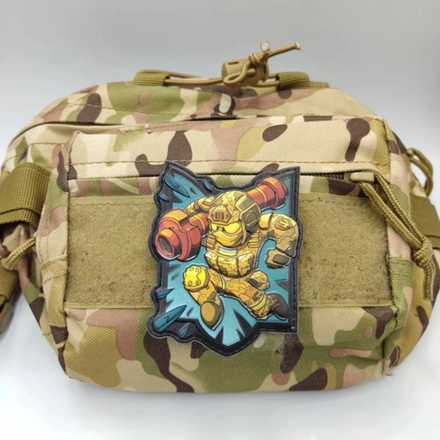 Шеврон серії Тризуб Воїн в стрибку