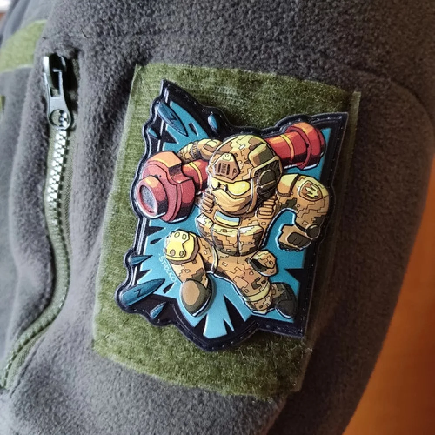 Шеврон серії Тризуб Воїн в стрибку