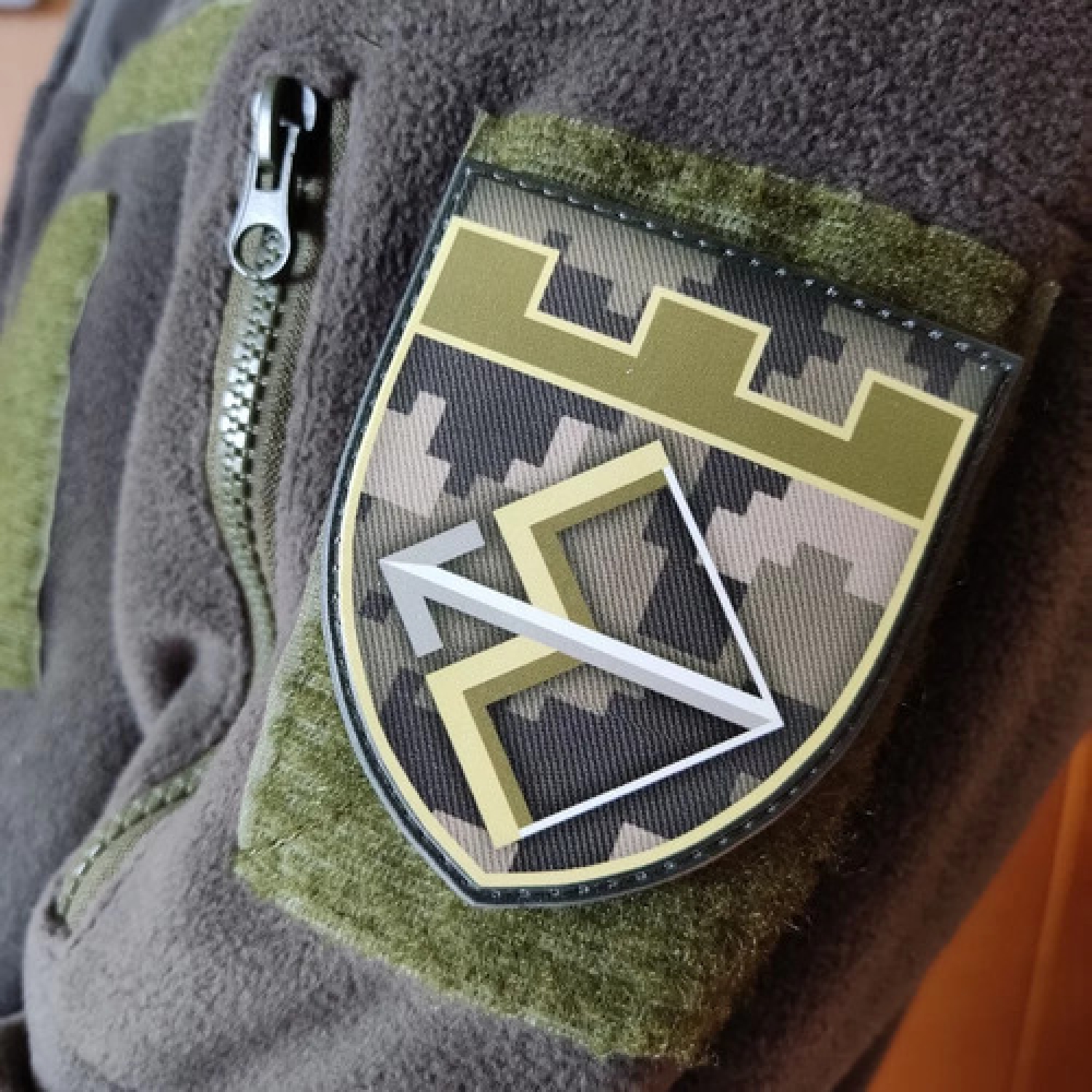 Нашивка ТрО 241 бригады ВСУ пиксель