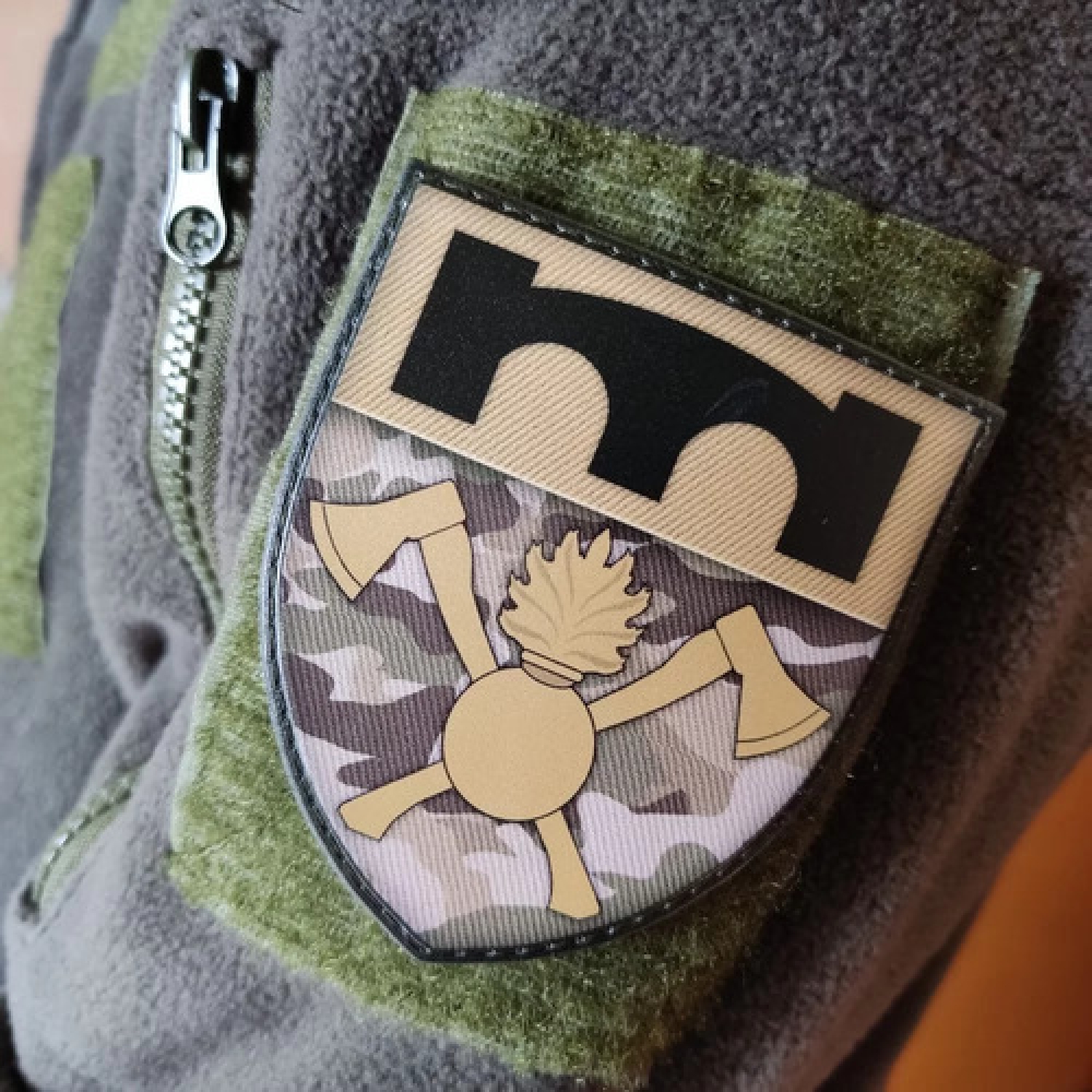 Шеврон ВСУ 16 отдельный полк оперативного обеспечения мультикам