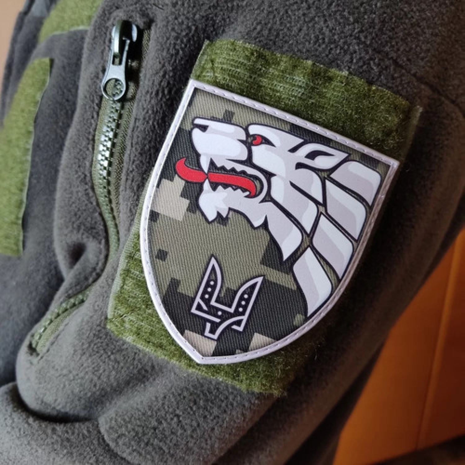 Шеврон ЗСУ 142-й навчальний центр ССО піксель