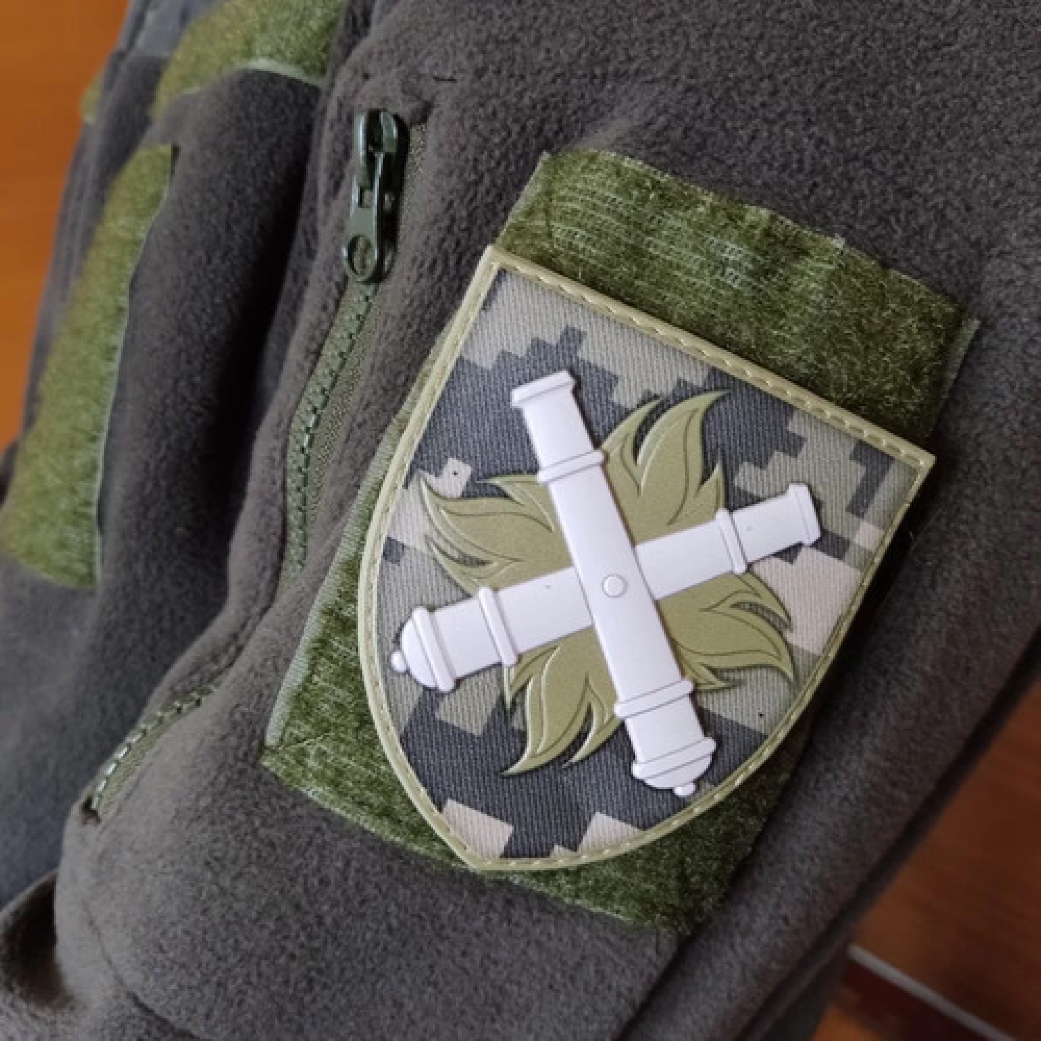 Шеврон ВСУ 27 ​​РеАБр пиксель