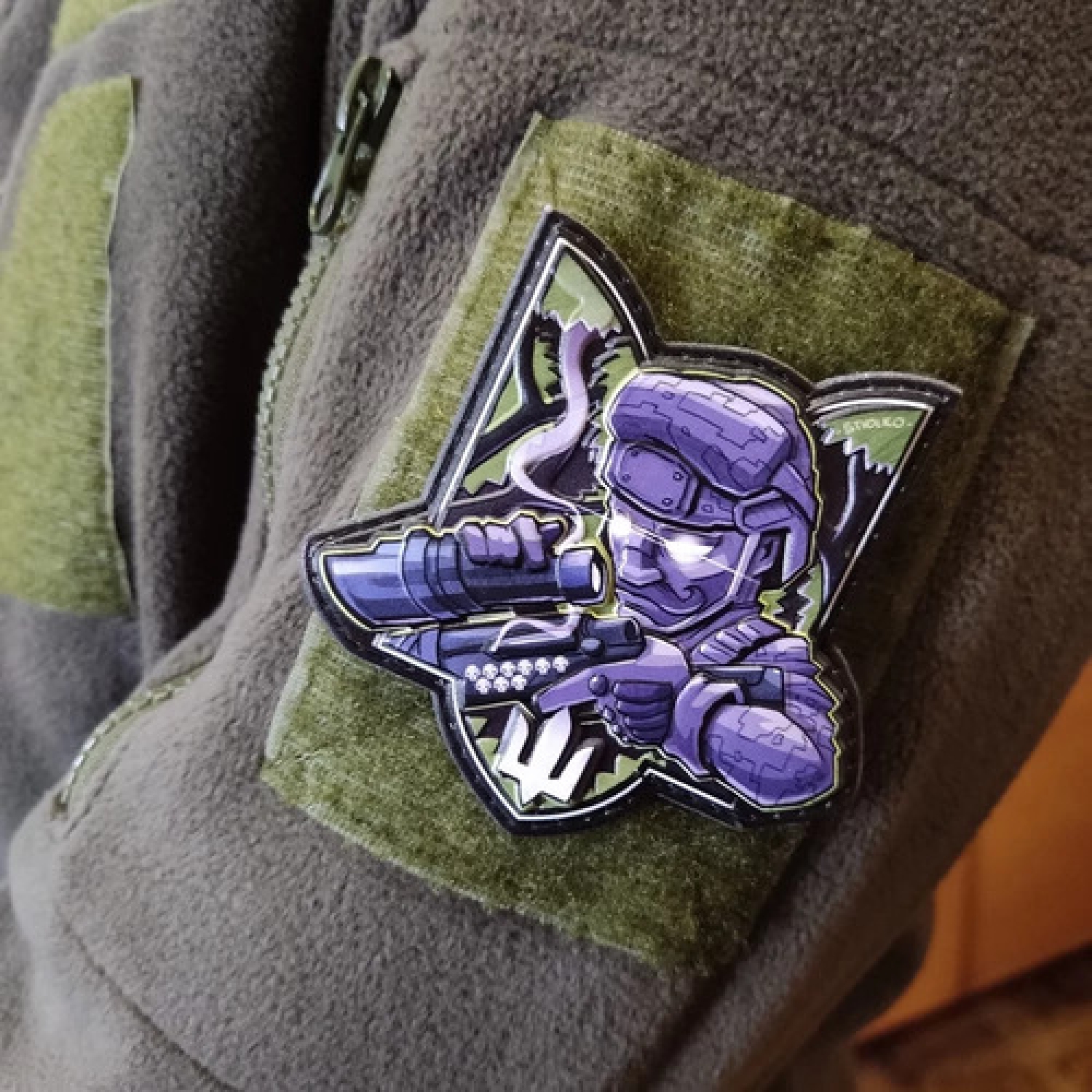 Шеврон серії Тризуб Один постріл