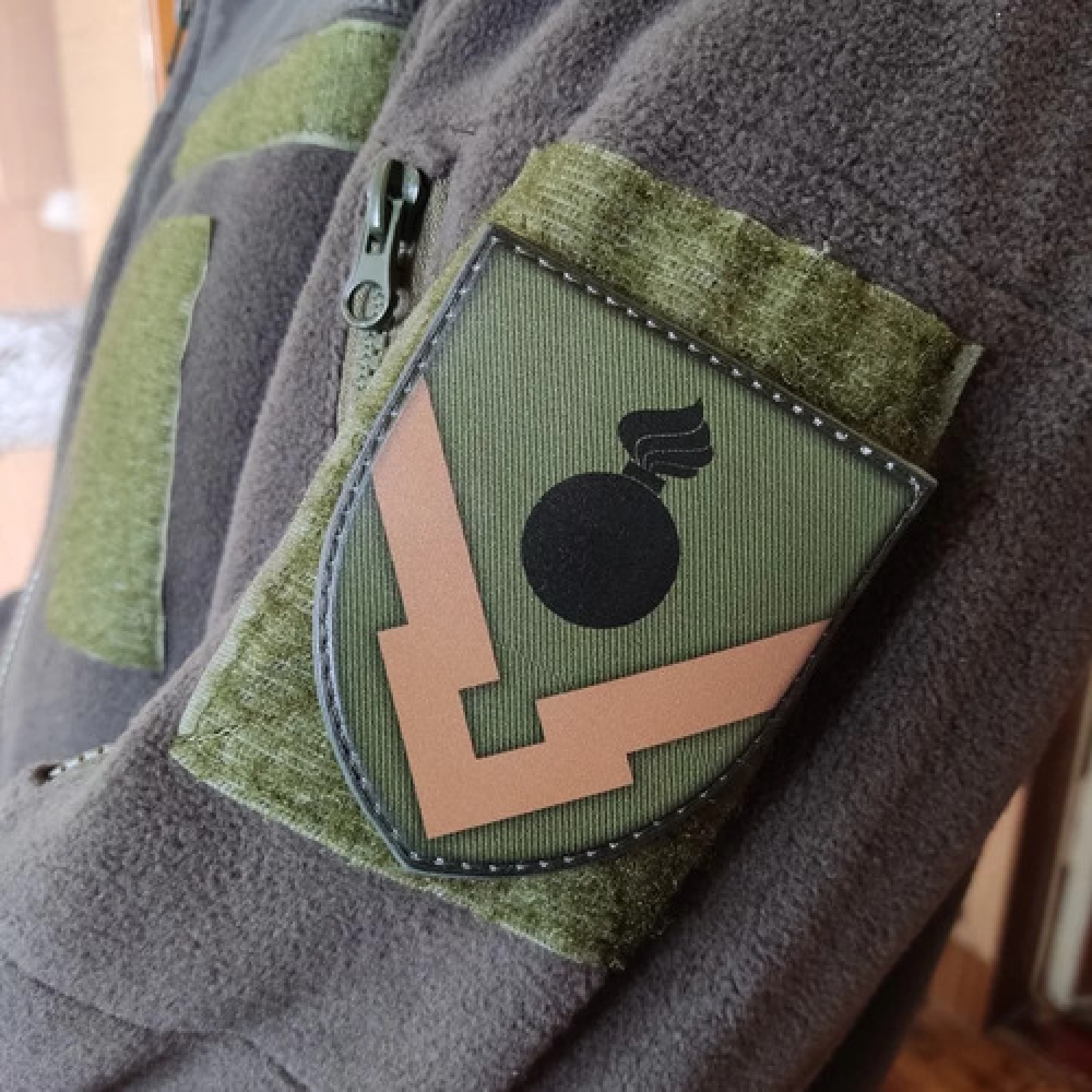 Шеврон ВСУ 65 ракетно-артиллерийский арсенал олива