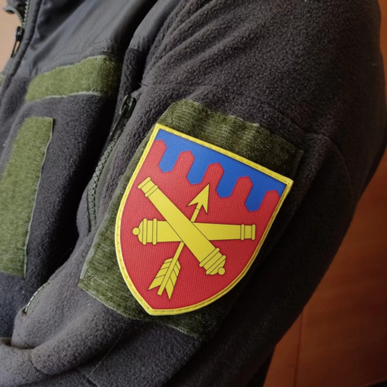 Шеврон ЗСУ 301 ЗРП