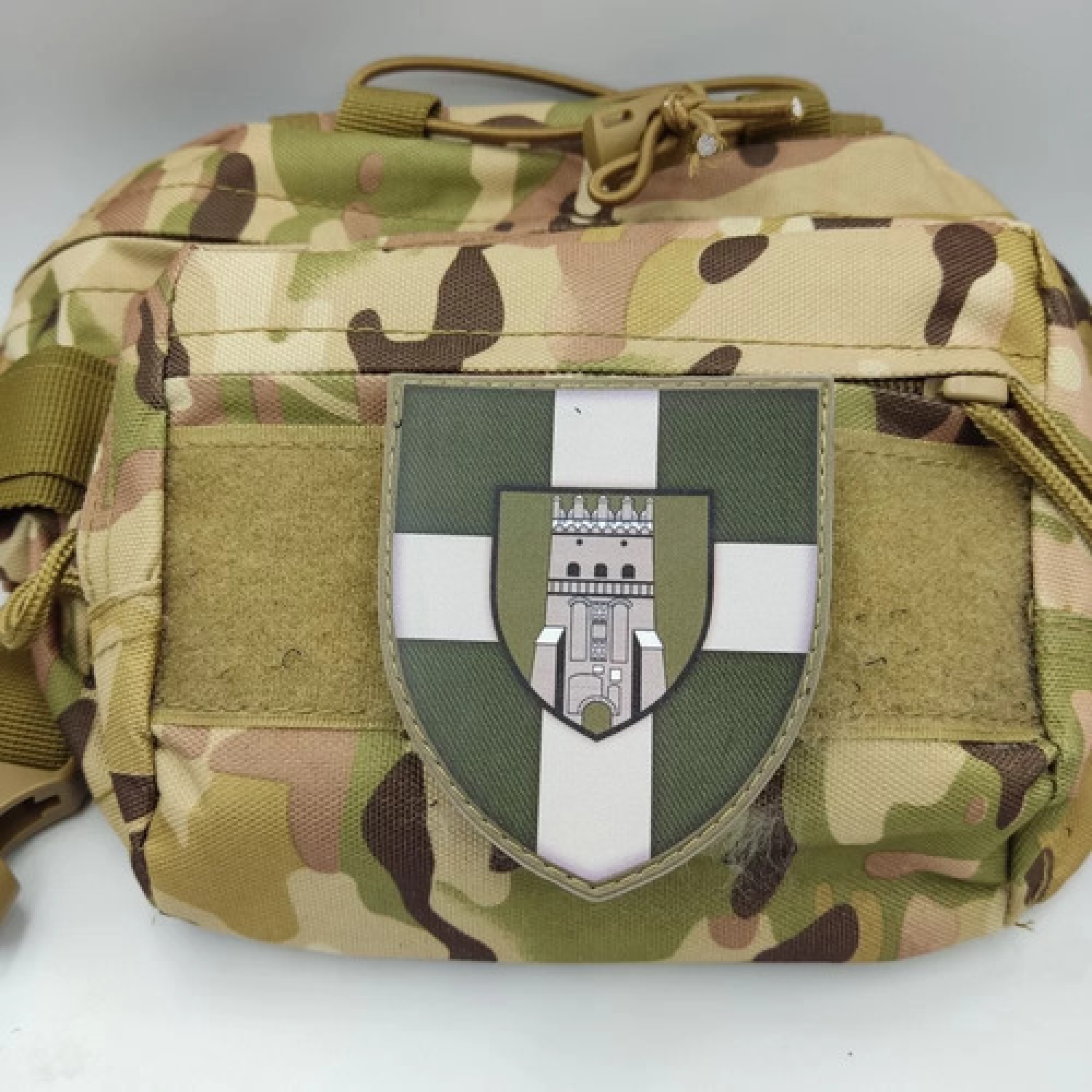 Шеврон ЗСУ 100 ОМБр олива