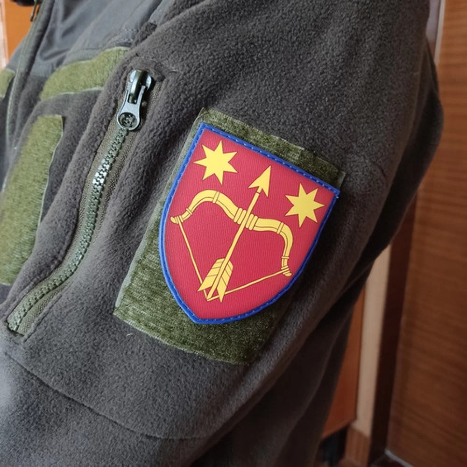 Шеврон ЗСУ 225 ЗРП