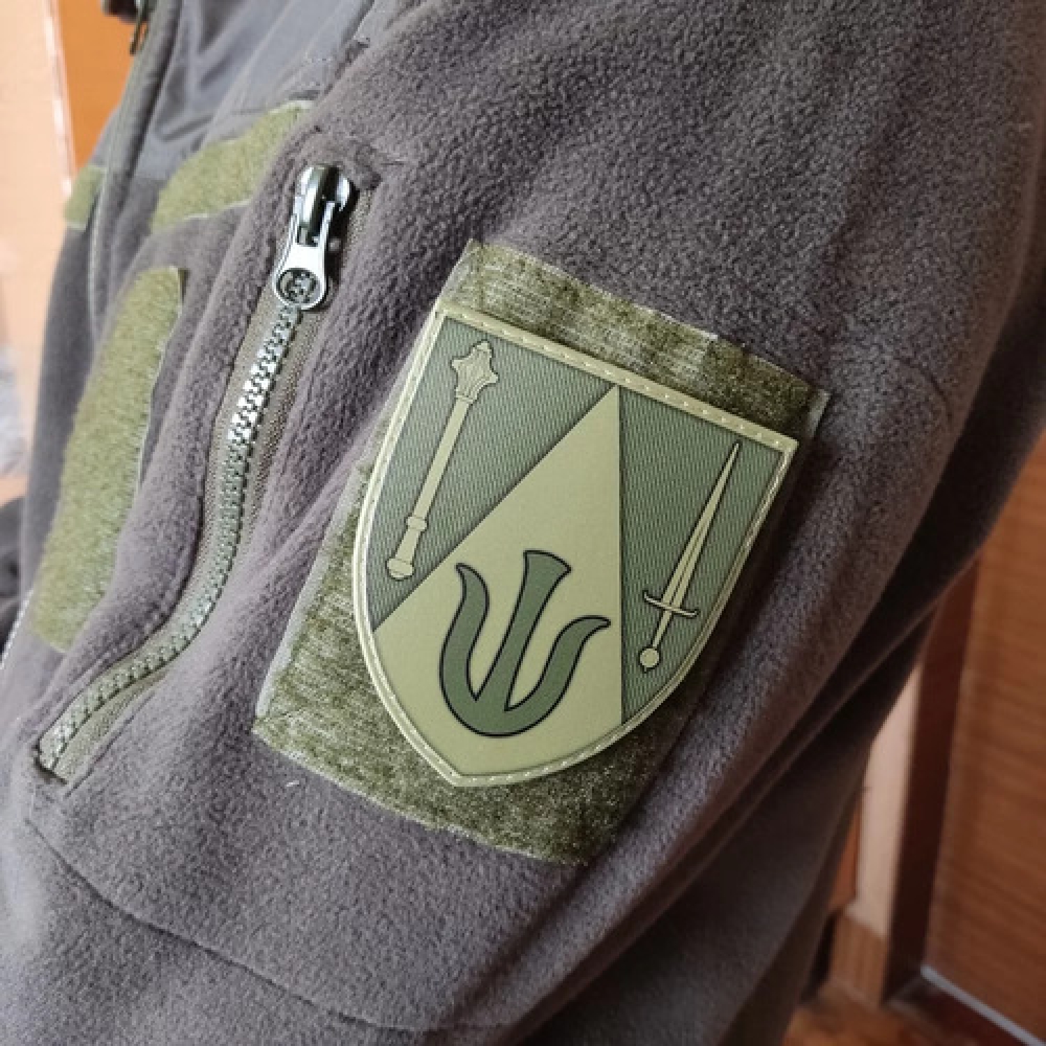 Шеврон ВСУ 11 армейский корпус олива