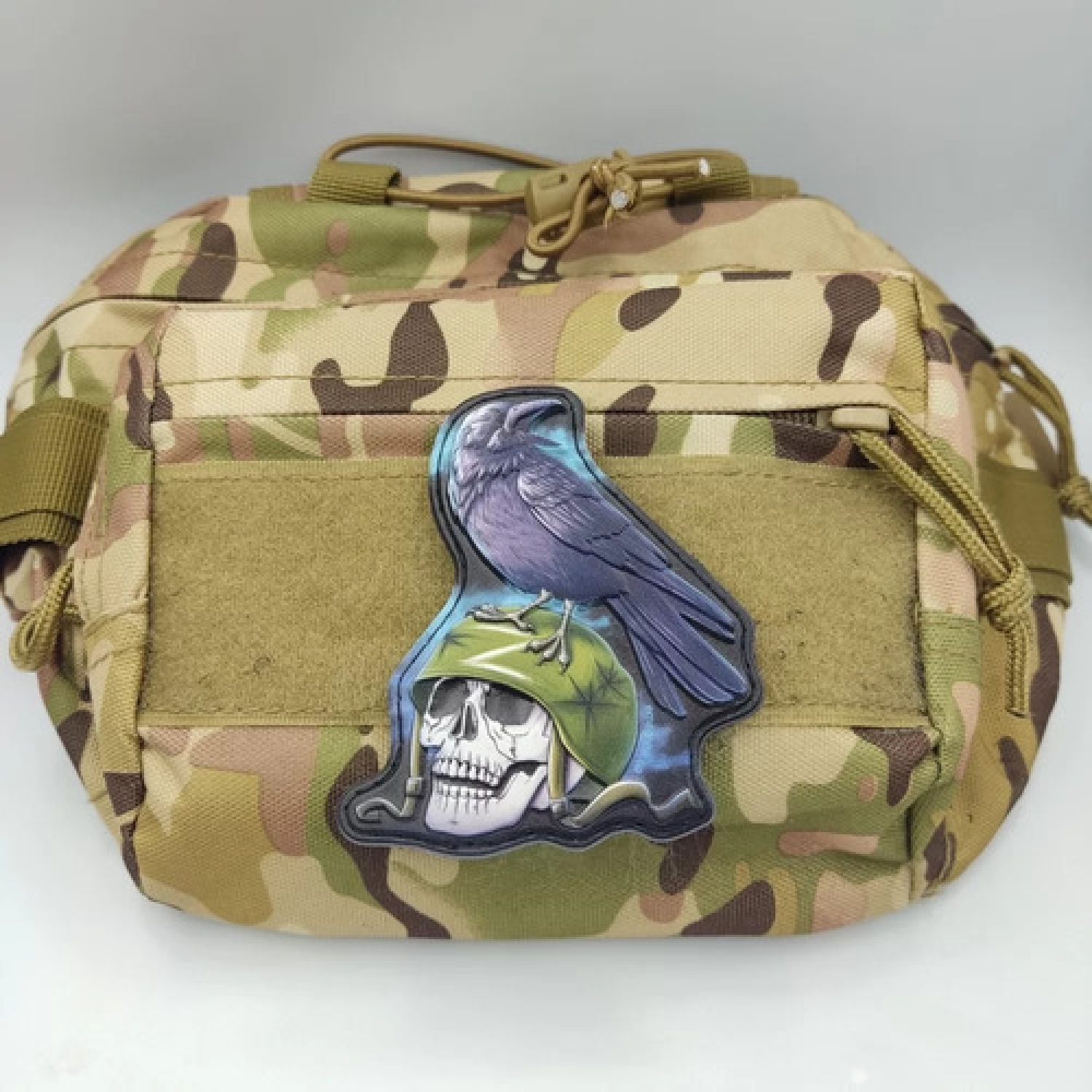 Шеврон Череп і ворон об'ємний