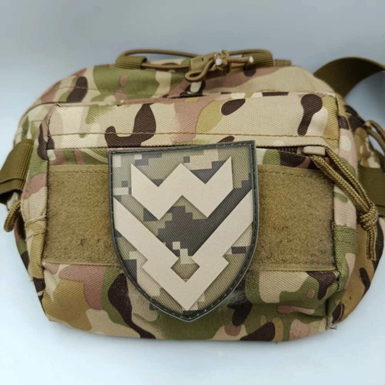 Шеврон ЗСУ 46 об'єднаний центр забезпечення піксель