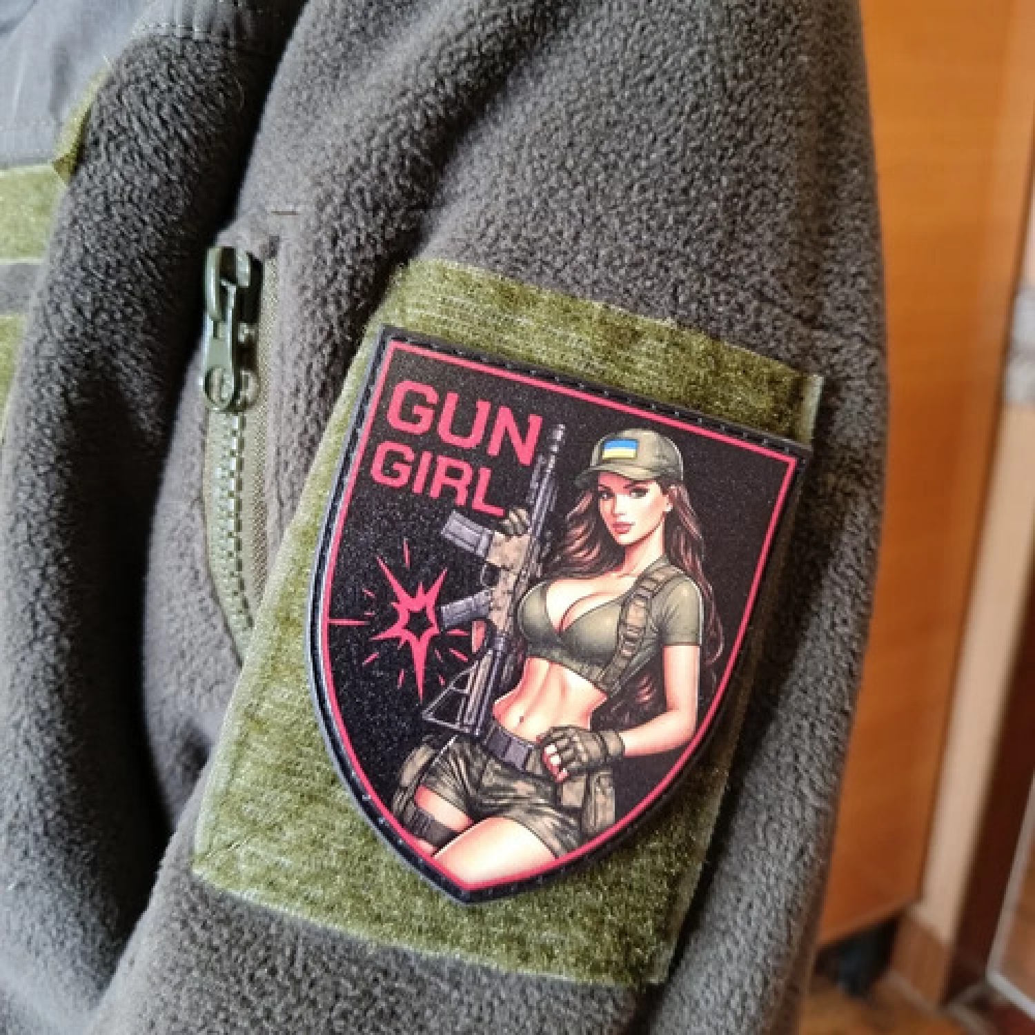 Шеврон Gun girl
