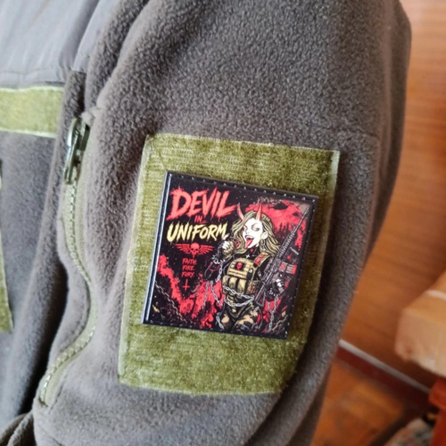 Шеврон Devil in Uniform