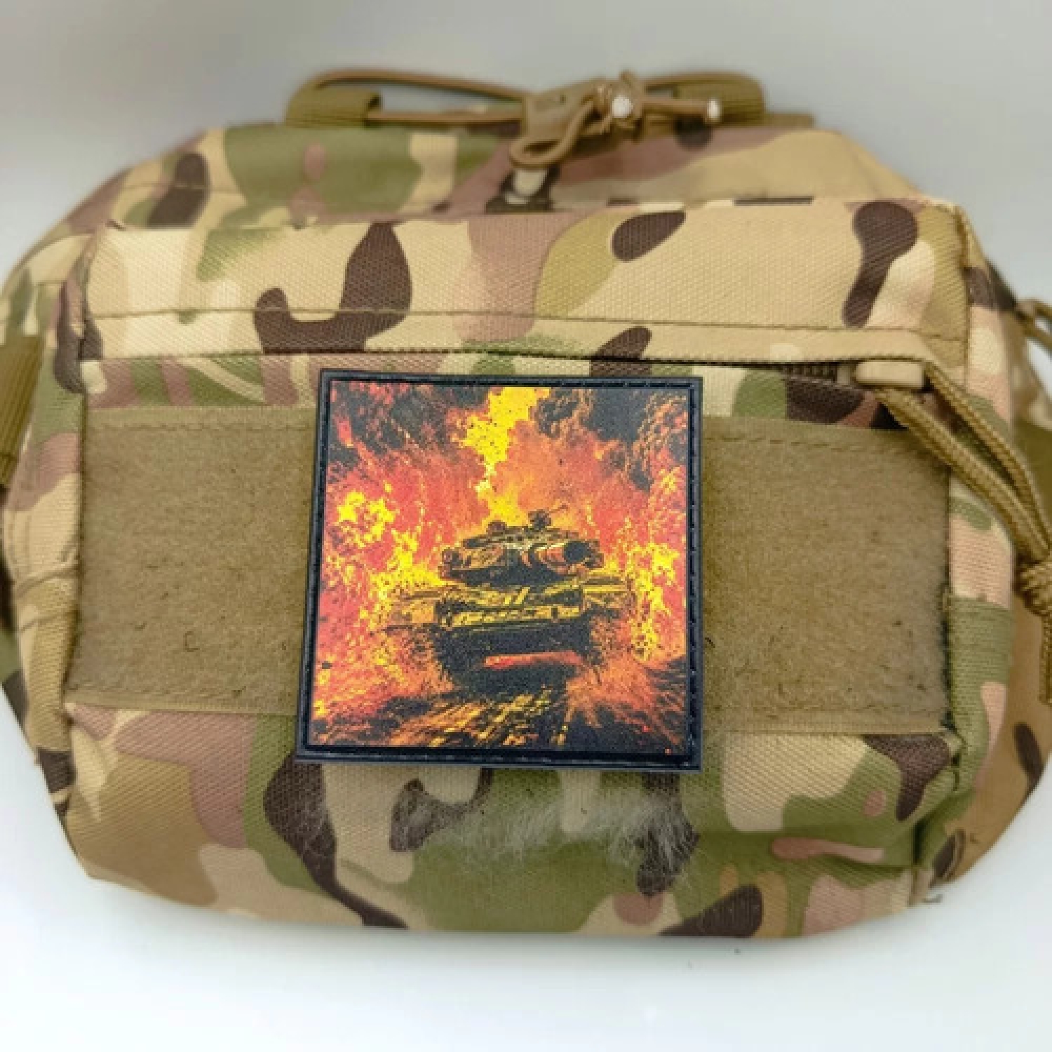 Шеврон Вогняний звір
