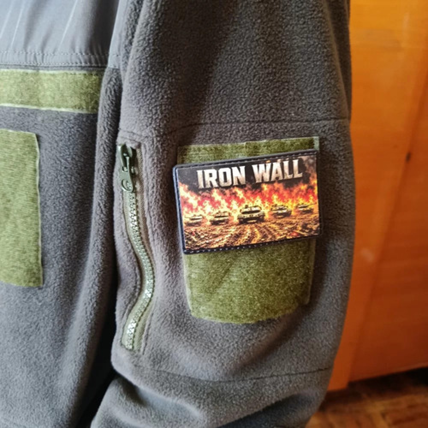 Шеврон Iron Wall