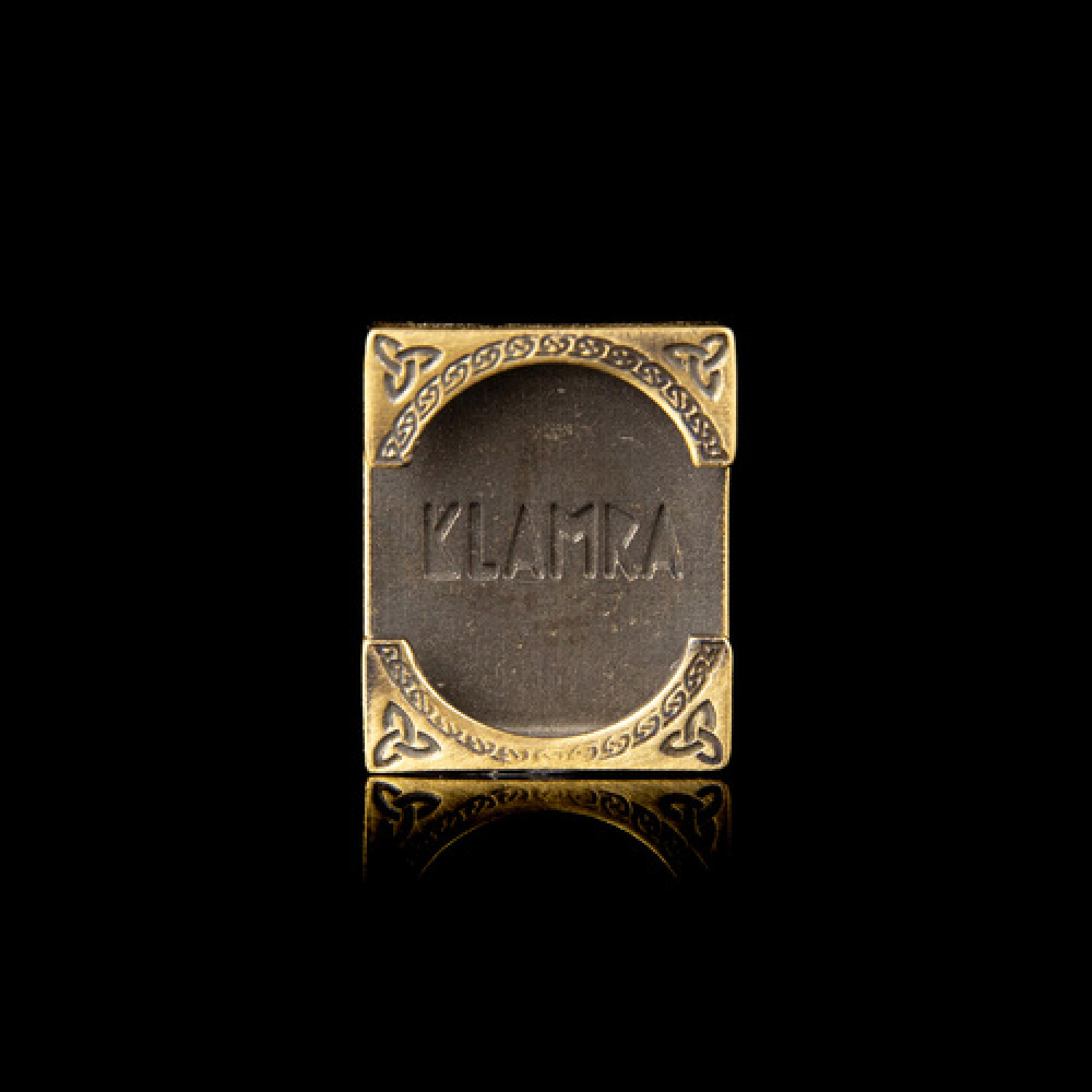 Моллі "Військовий тризуб"