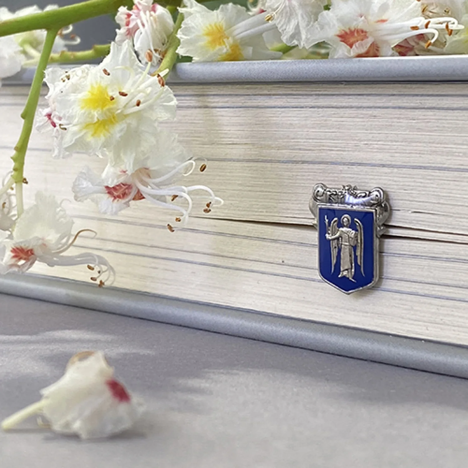 Значок Київ з орнаментом