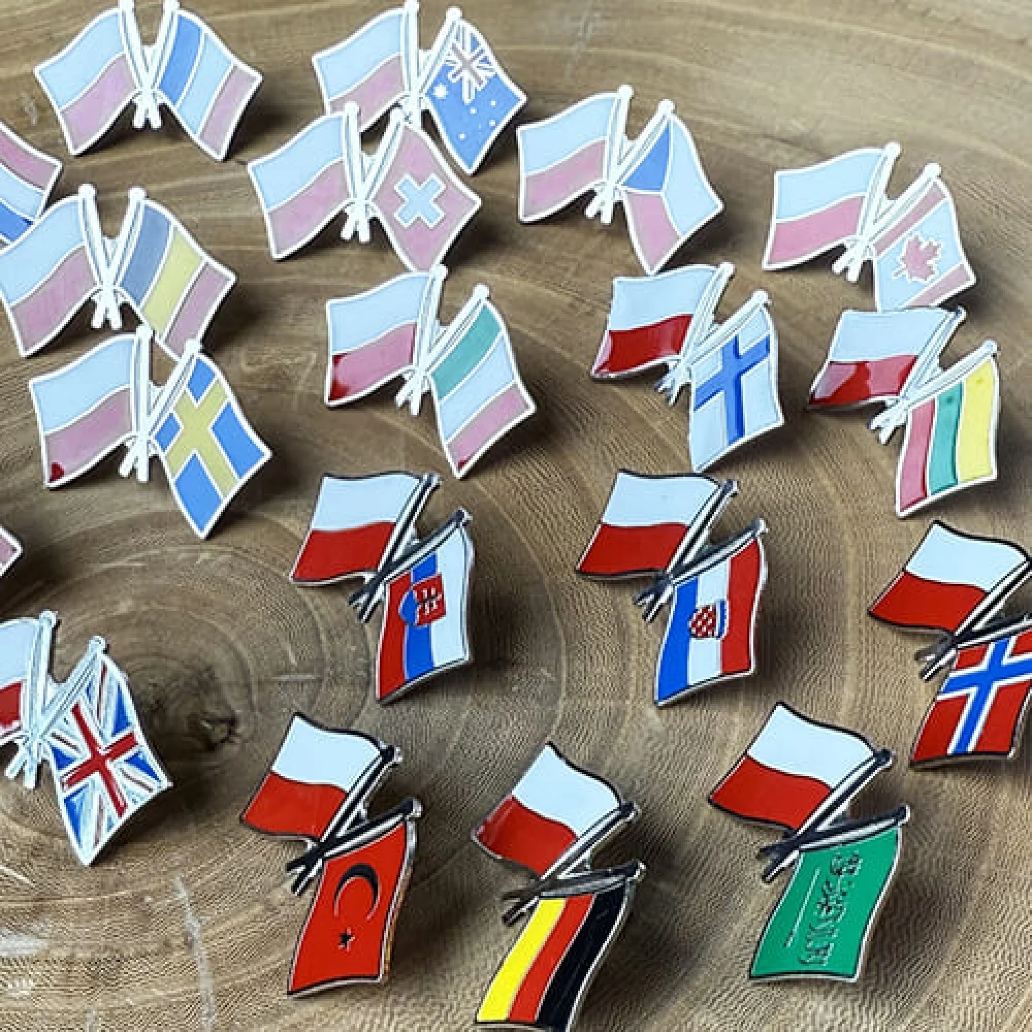 Значок флаг Польши / Хорватии