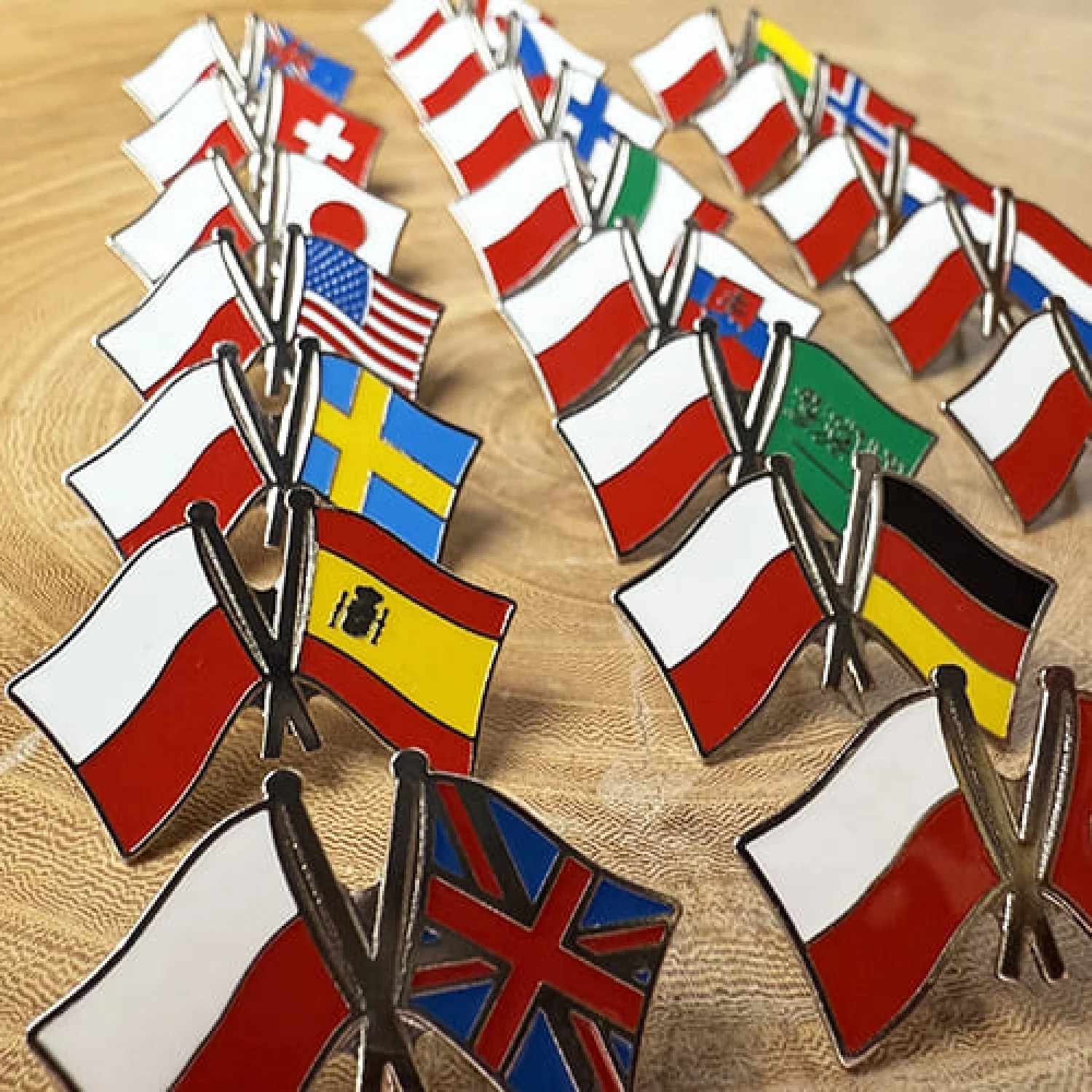 Значок флаг Польши / Финляндии