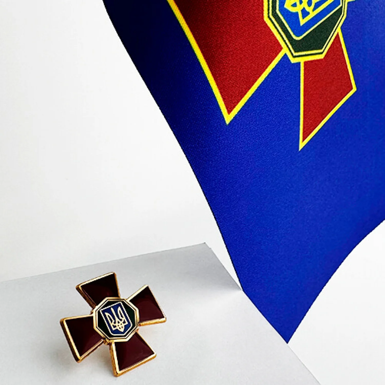 Набір Прапорець + Значок Національної гвардії України