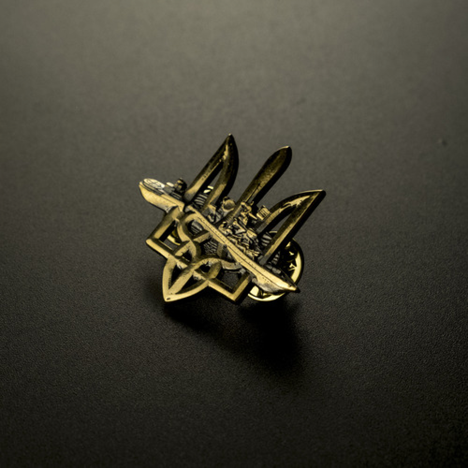 Значок пин "русский корабль все"