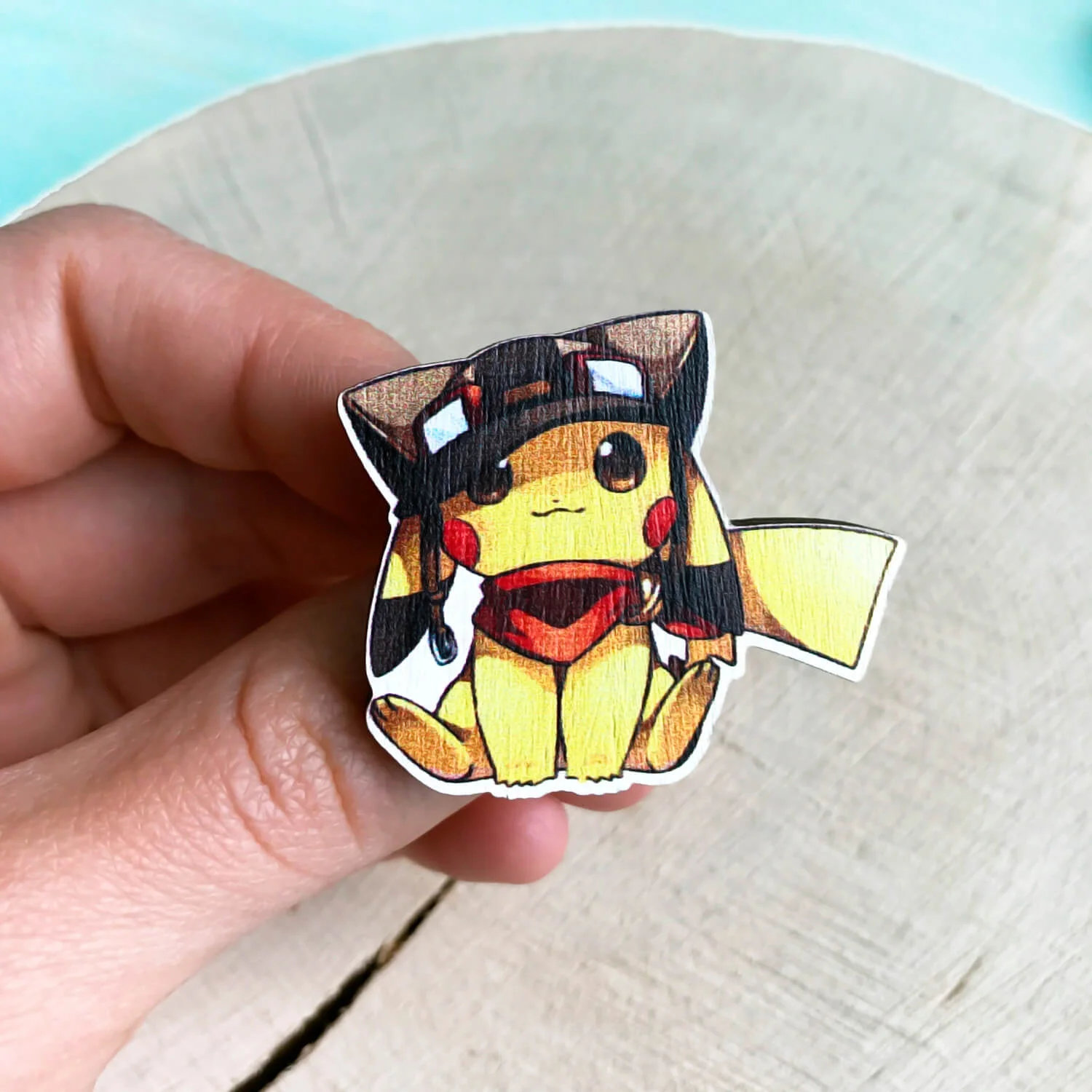 Значок Пикачу Пилот