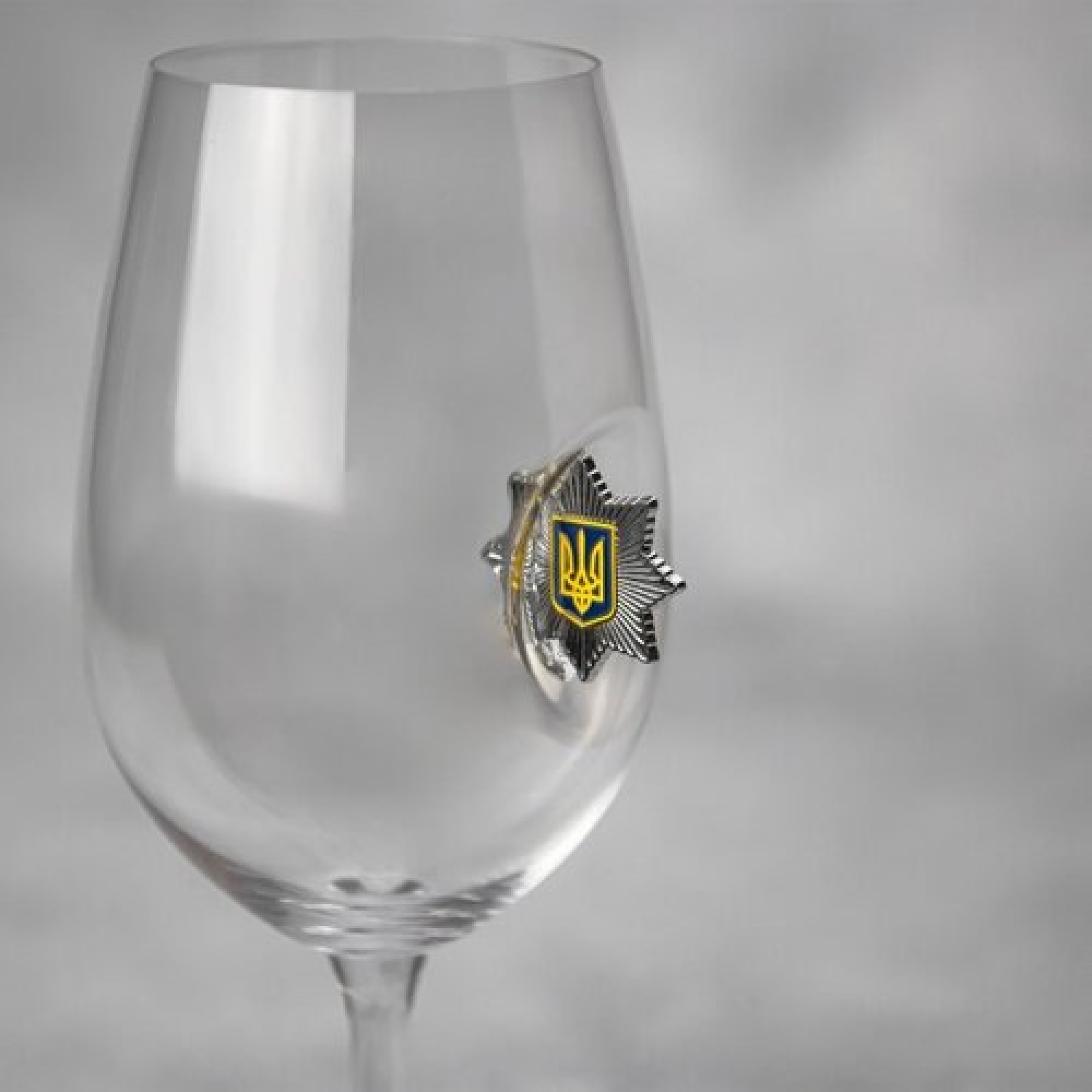 Бокал для вина (Полиция)