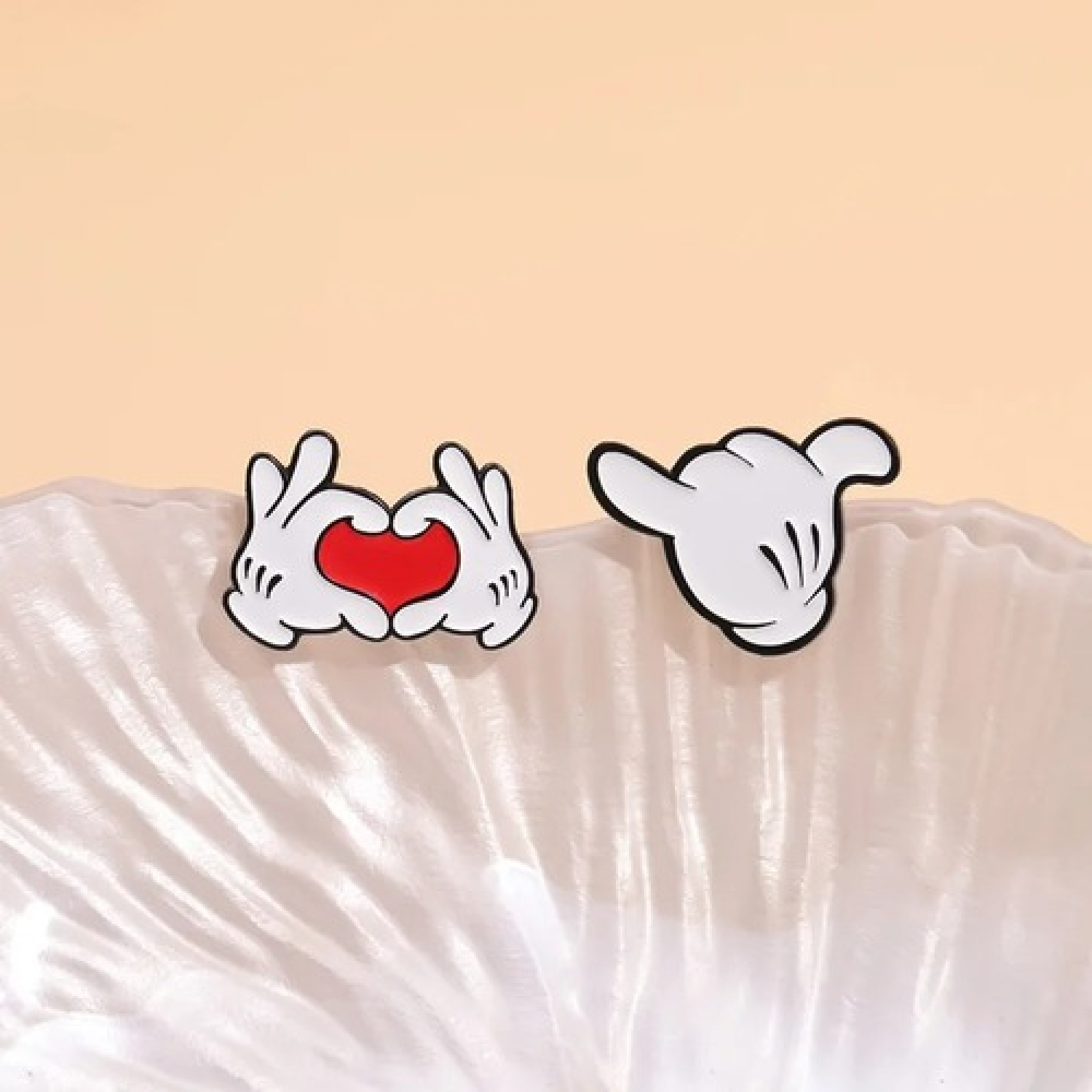 Значки Мікі Ручка