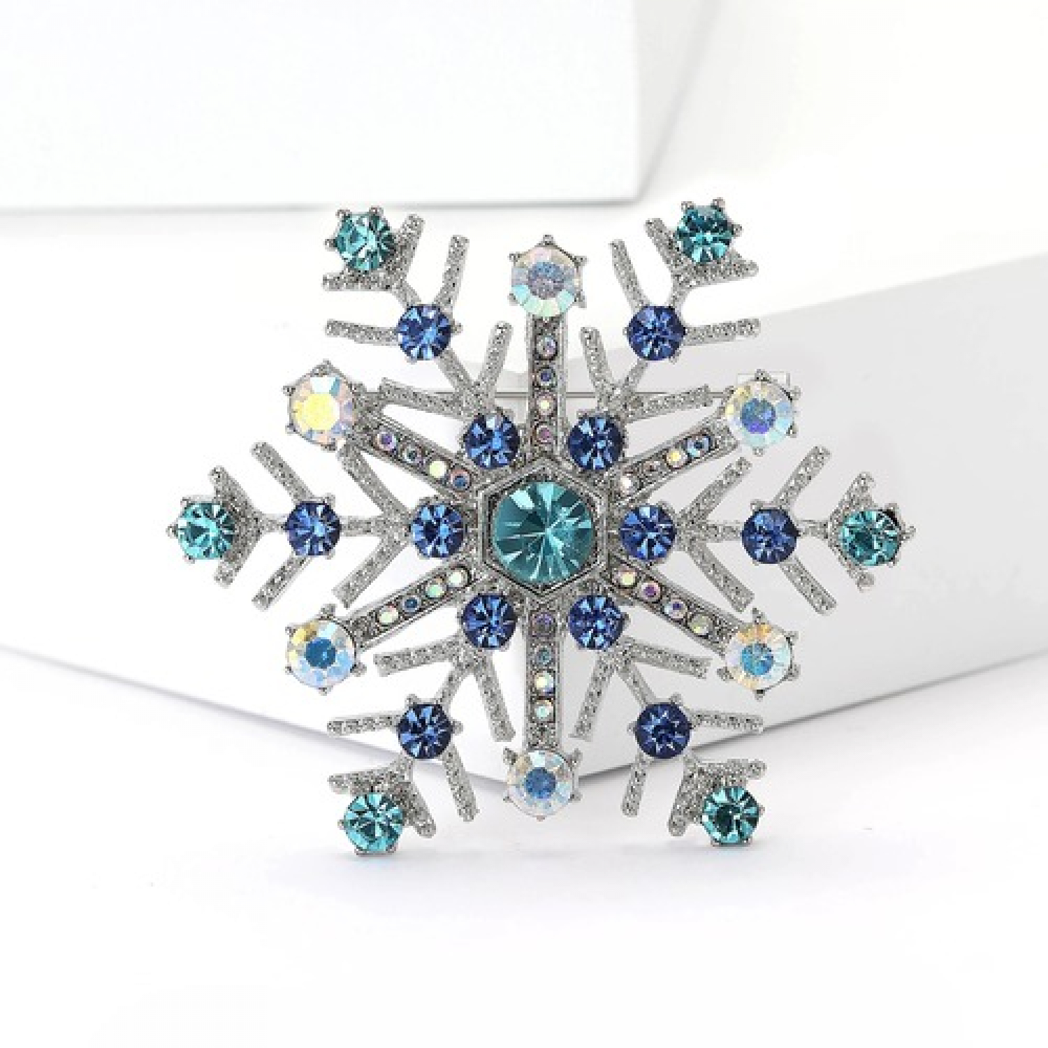 Брош Сніжинка новорічна #19