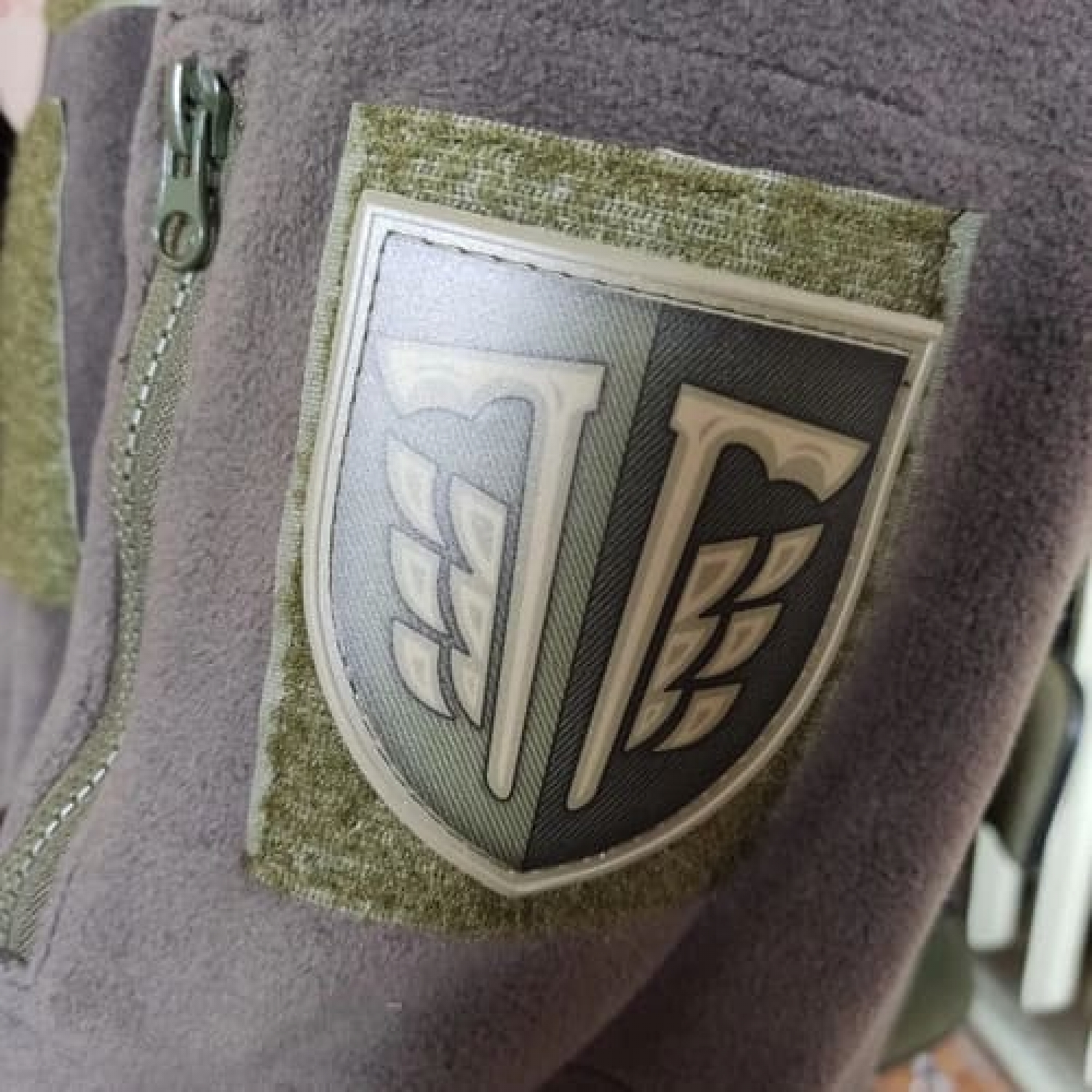 Нашивка ЗСУ 77 окрема аеромобільна бригада олива